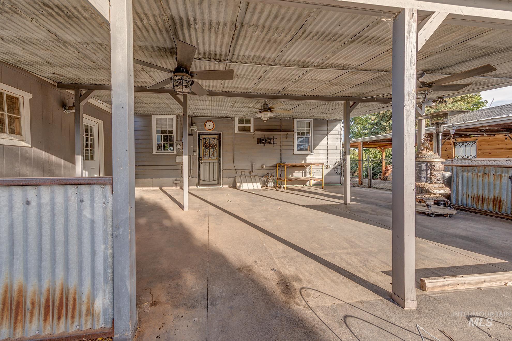 919 W 2nd Street, Weiser, Idaho 83672, 2 Bedrooms, 2 Bathrooms, Residential For Sale, Price $289,000,MLS 99002682