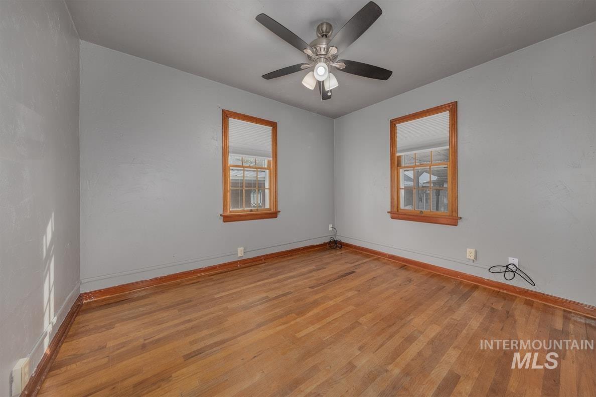 919 W 2nd Street, Weiser, Idaho 83672, 2 Bedrooms, 2 Bathrooms, Residential For Sale, Price $289,000,MLS 99002682
