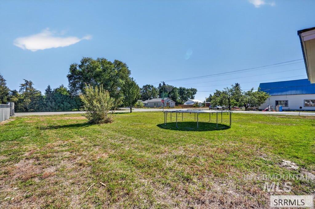 134 W Bingham Avenue, Aberdeen, Idaho 83210, 3 Bedrooms, 1 Bathroom, Residential For Sale, Price $279,000,MLS 99002683