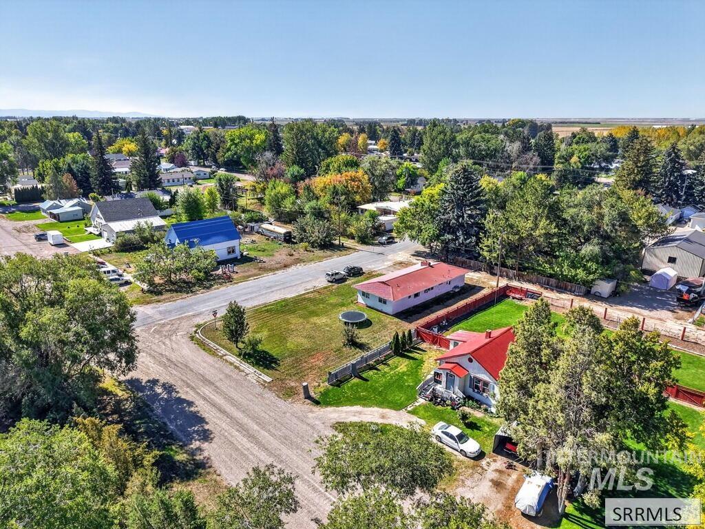 134 W Bingham Avenue, Aberdeen, Idaho 83210, 3 Bedrooms, 1 Bathroom, Residential For Sale, Price $279,000,MLS 99002683