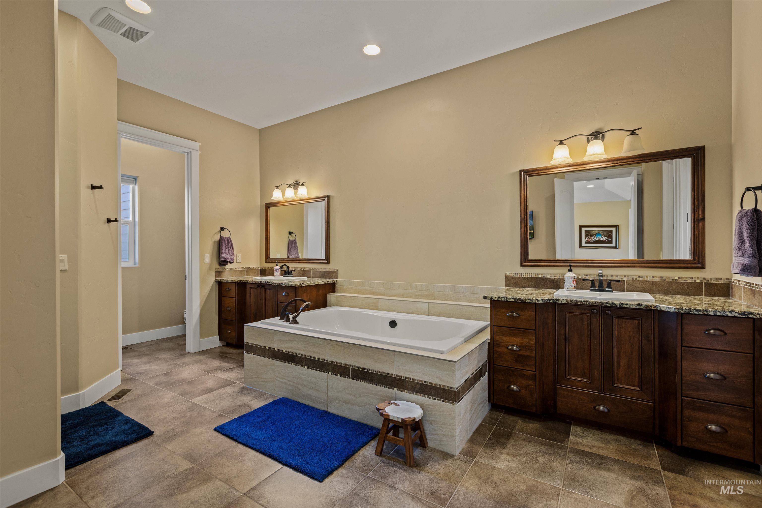 3742 S Stockenham Ave, Meridian, Idaho 83642, 5 Bedrooms, 4.5 Bathrooms, Residential For Sale, Price $1,499,900,MLS 99002705