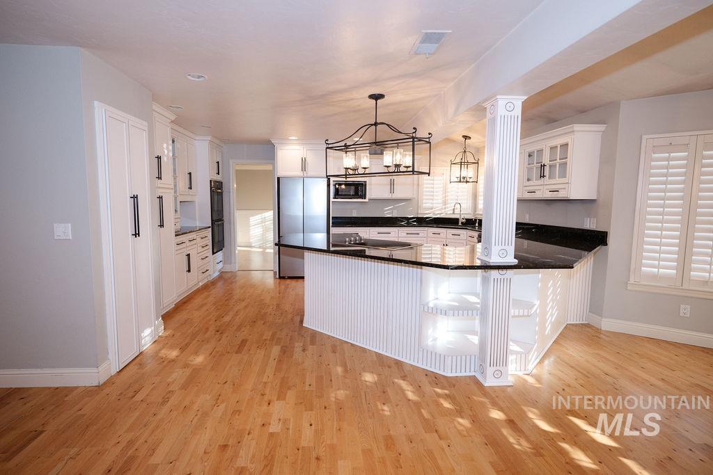 106 Rainbow Circle, Buhl, Idaho 83316, 4 Bedrooms, 2.5 Bathrooms, Residential For Sale, Price $519,000,MLS 99002709