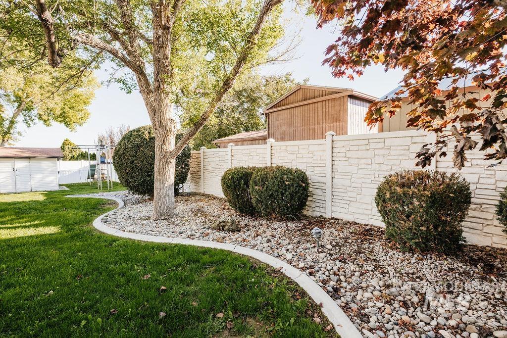106 Rainbow Circle, Buhl, Idaho 83316, 4 Bedrooms, 2.5 Bathrooms, Residential For Sale, Price $519,000,MLS 99002709