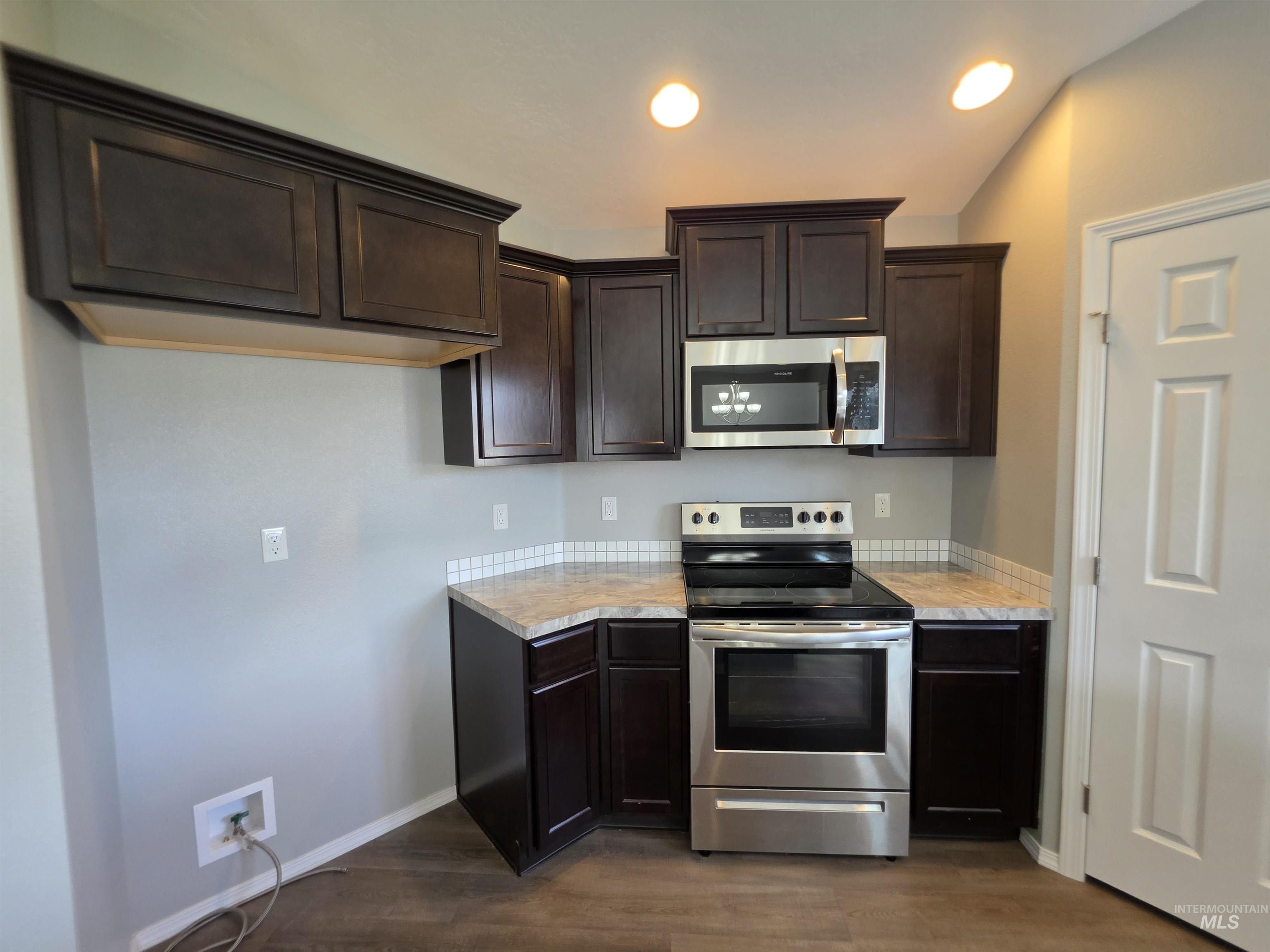 2080 N Swainson Ave, Meridian, Idaho 83646, 3 Bedrooms, 2 Bathrooms, Residential For Sale, Price $419,900,MLS 99002717