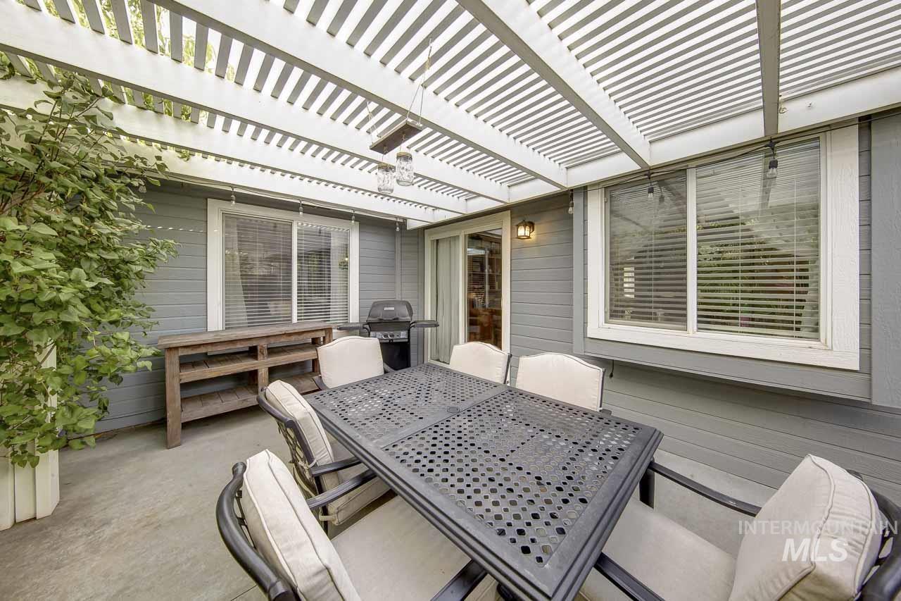 16715 Tullamore, Nampa, Idaho 83687, 3 Bedrooms, 2 Bathrooms, Residential For Sale, Price $394,900,MLS 99002721