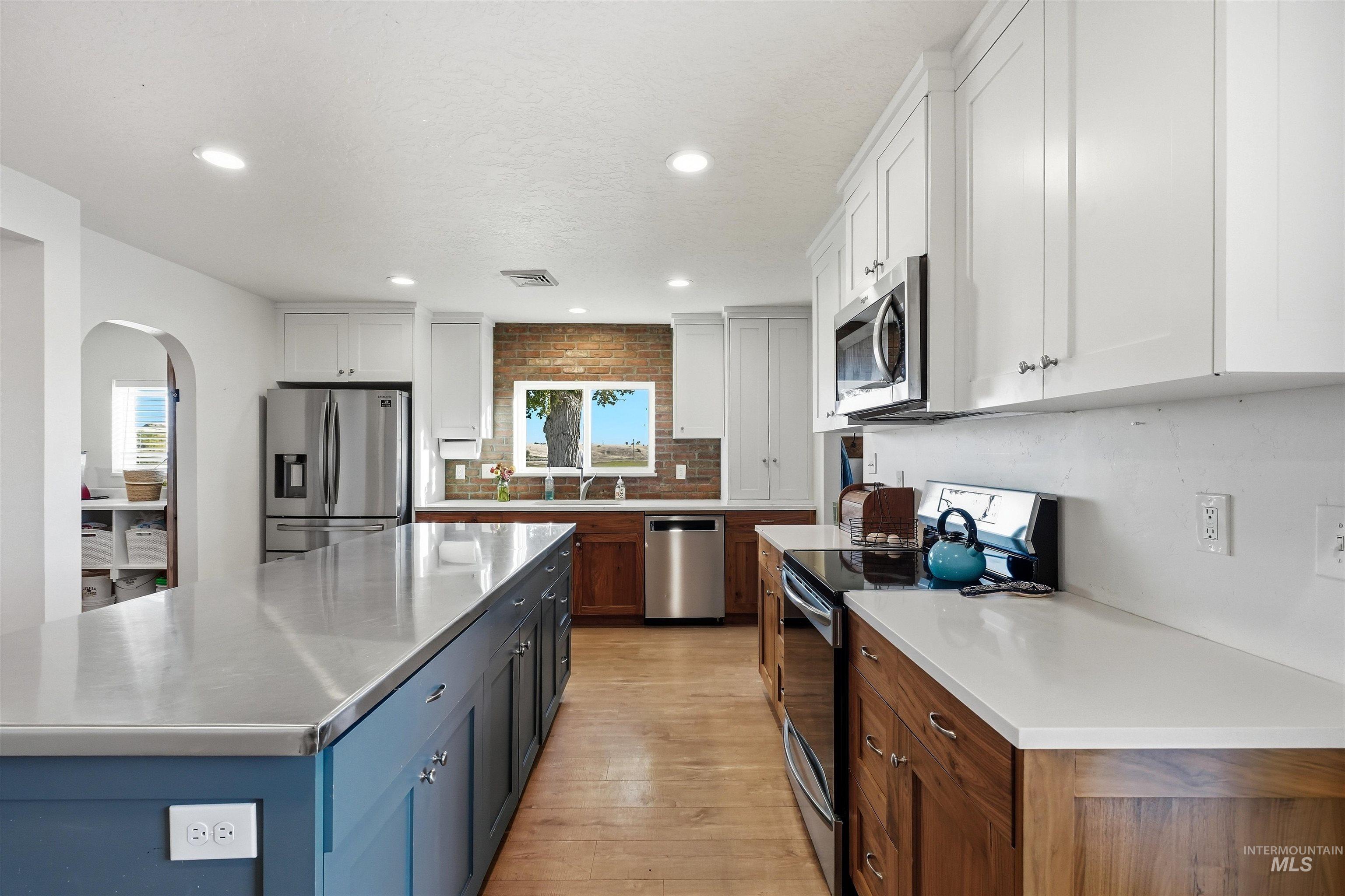28627 Emmett Rd, Caldwell, Idaho 83607, 4 Bedrooms, 3 Bathrooms, Residential For Sale, Price $850,000,MLS 99002723