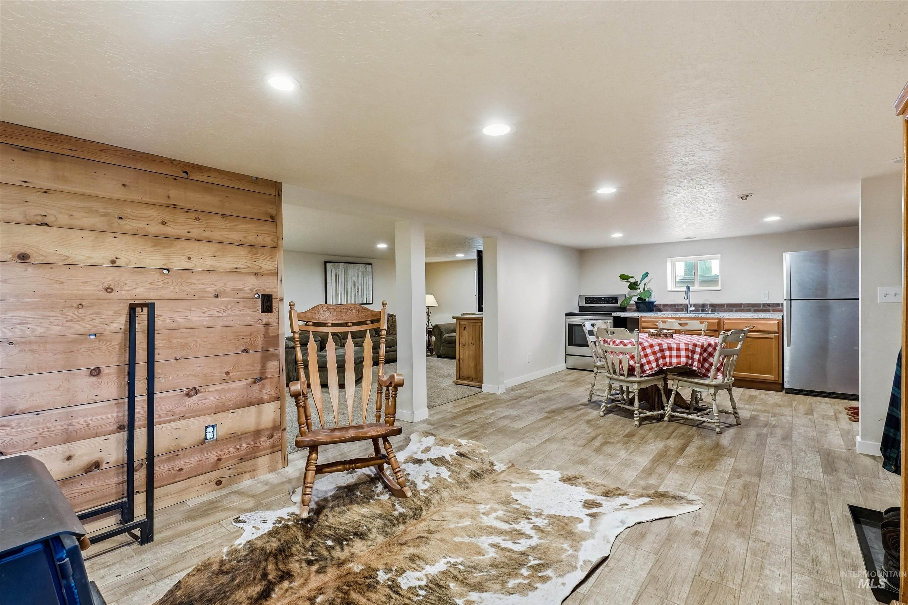 28627 Emmett Rd, Caldwell, Idaho 83607, 4 Bedrooms, 3 Bathrooms, Residential For Sale, Price $850,000,MLS 99002723