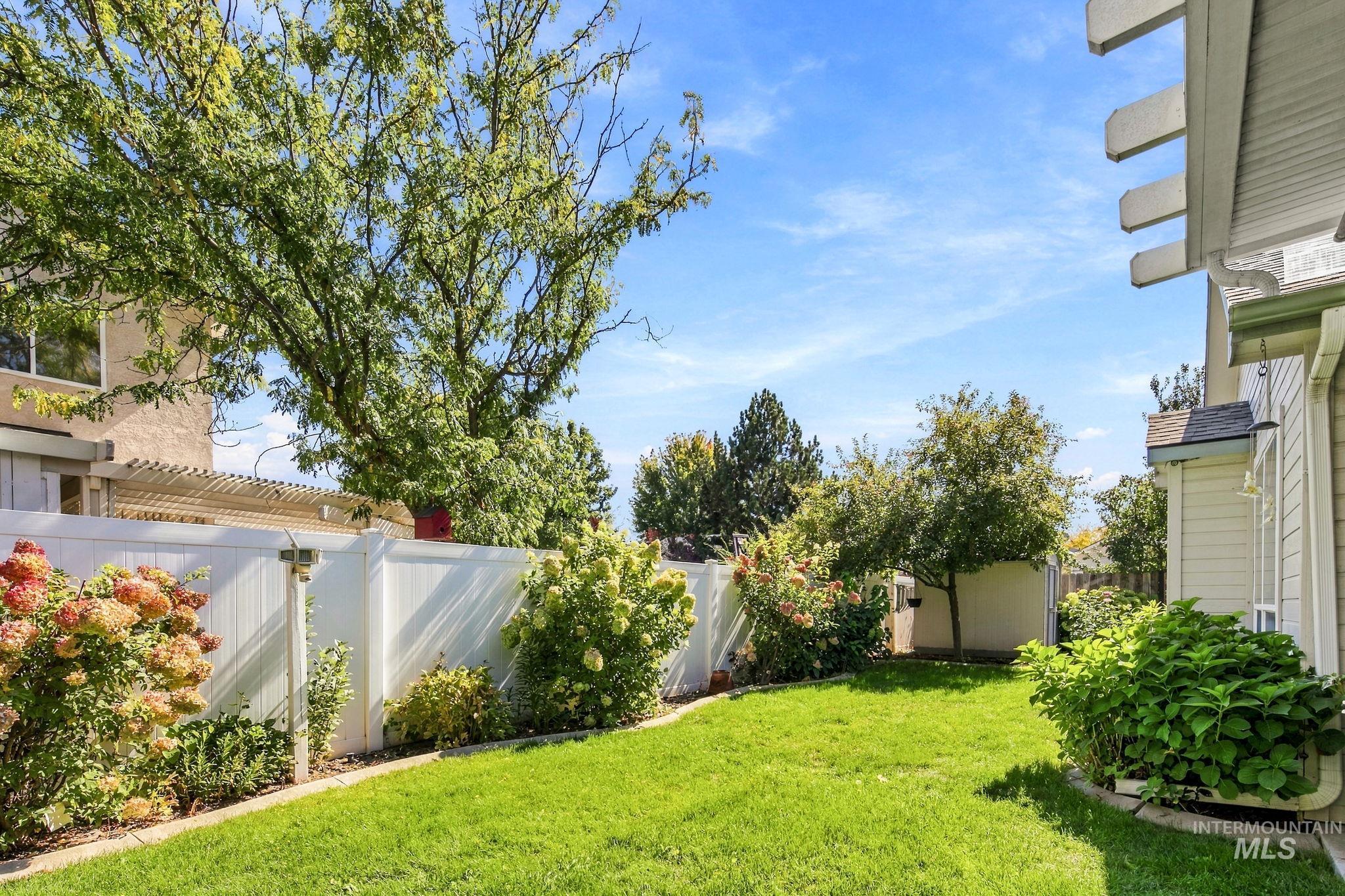 3026 N Lochsa Ave, Meridian, Idaho 83646, 3 Bedrooms, 2 Bathrooms, Residential For Sale, Price $524,900,MLS 99002724