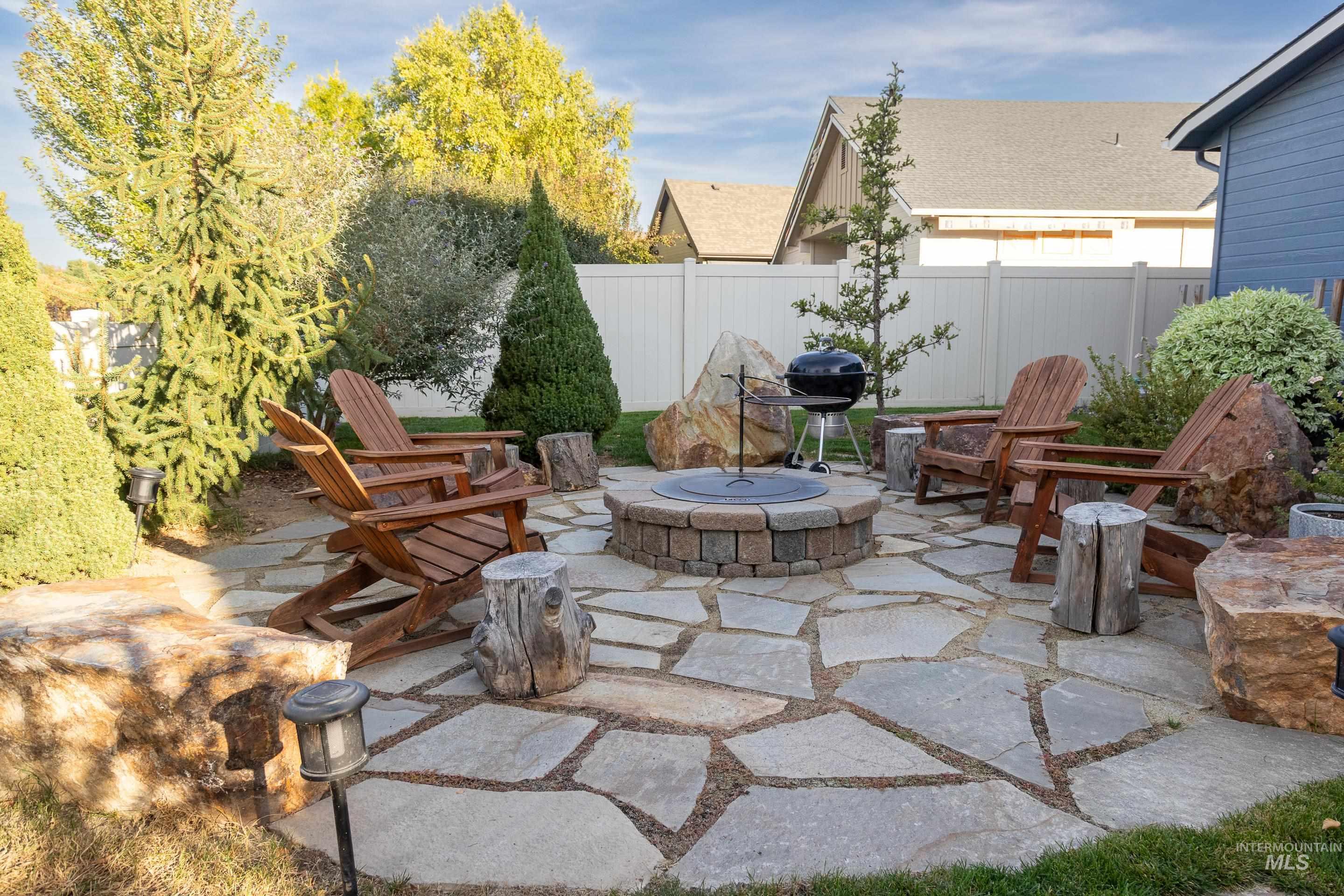 2174 E Deerhill Dr., Meridian, Idaho 83642, 3 Bedrooms, 2.5 Bathrooms, Residential For Sale, Price $668,000,MLS 99002727