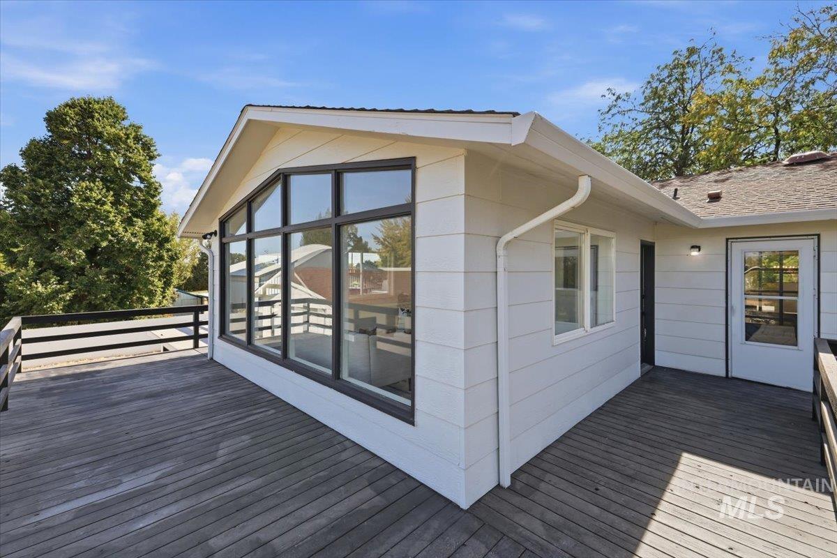 816 W Greenhurst Rd, Nampa, Idaho 83686, 5 Bedrooms, 3 Bathrooms, Residential For Sale, Price $750,000,MLS 99002732