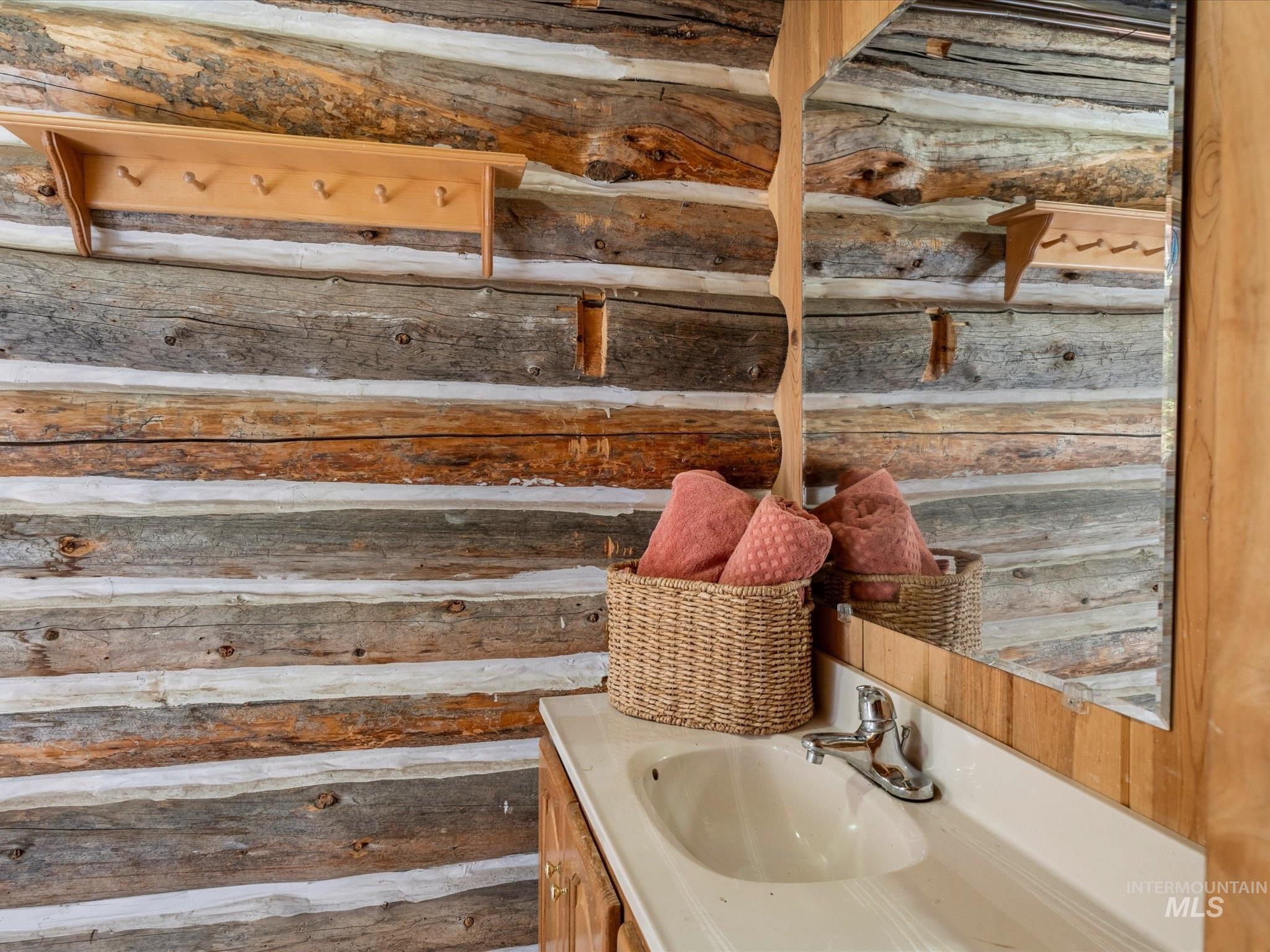 507 Secesh River Road, Secesh, Idaho 83671, 1 Bedroom, 1 Bathroom, Residential For Sale, Price $499,000,MLS 99002734