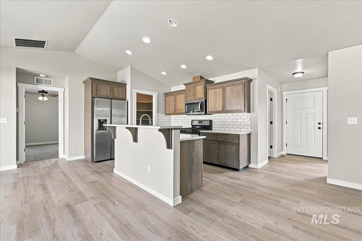 394 W Aspen Ct., Middleton, Idaho 83644, 3 Bedrooms, 2 Bathrooms, Residential For Sale, Price $450,000,MLS 99002735