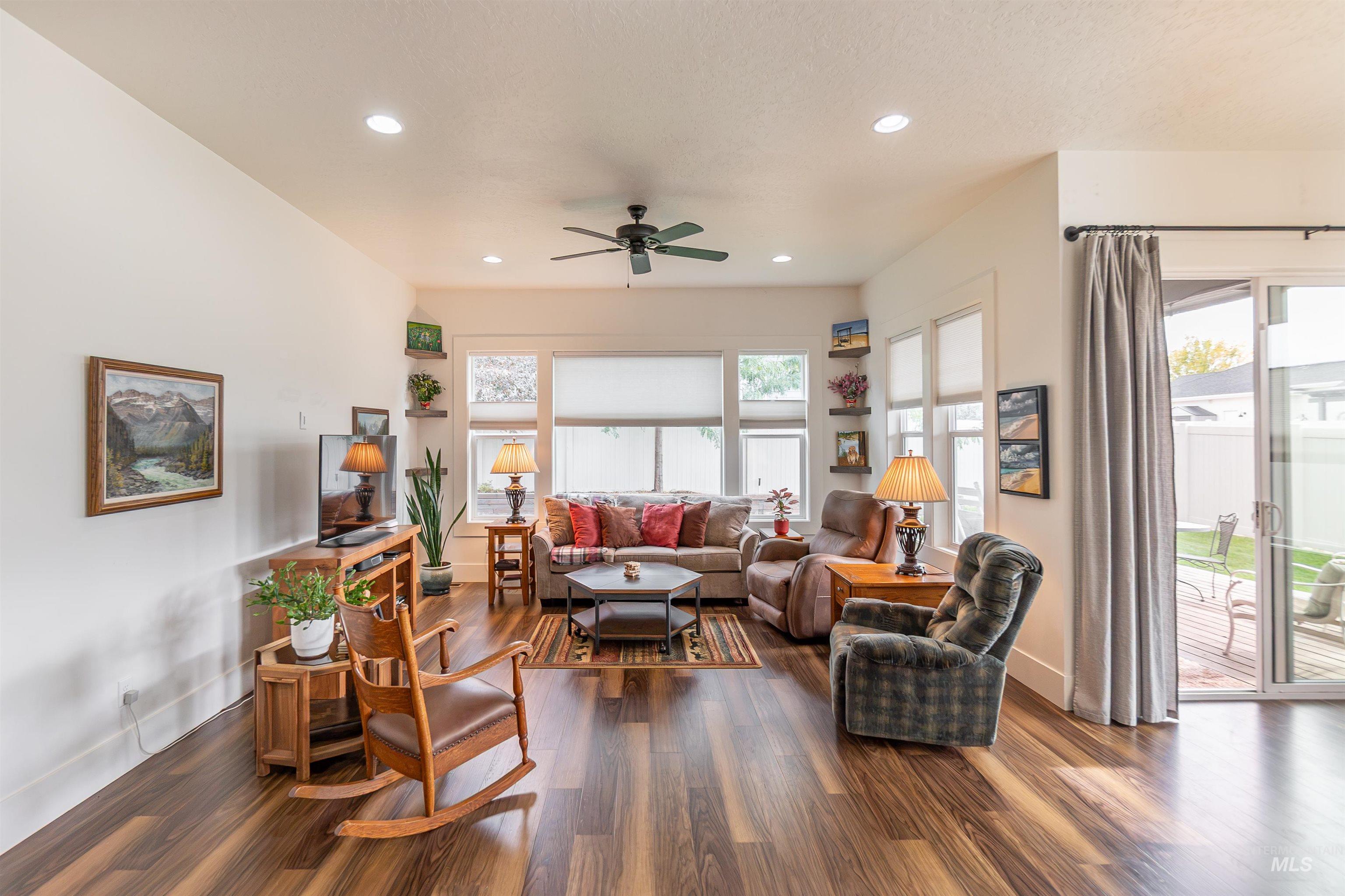 9304 W Tillamook Dr., Boise, Idaho 83709, 3 Bedrooms, 2 Bathrooms, Residential For Sale, Price $535,000,MLS 99002741