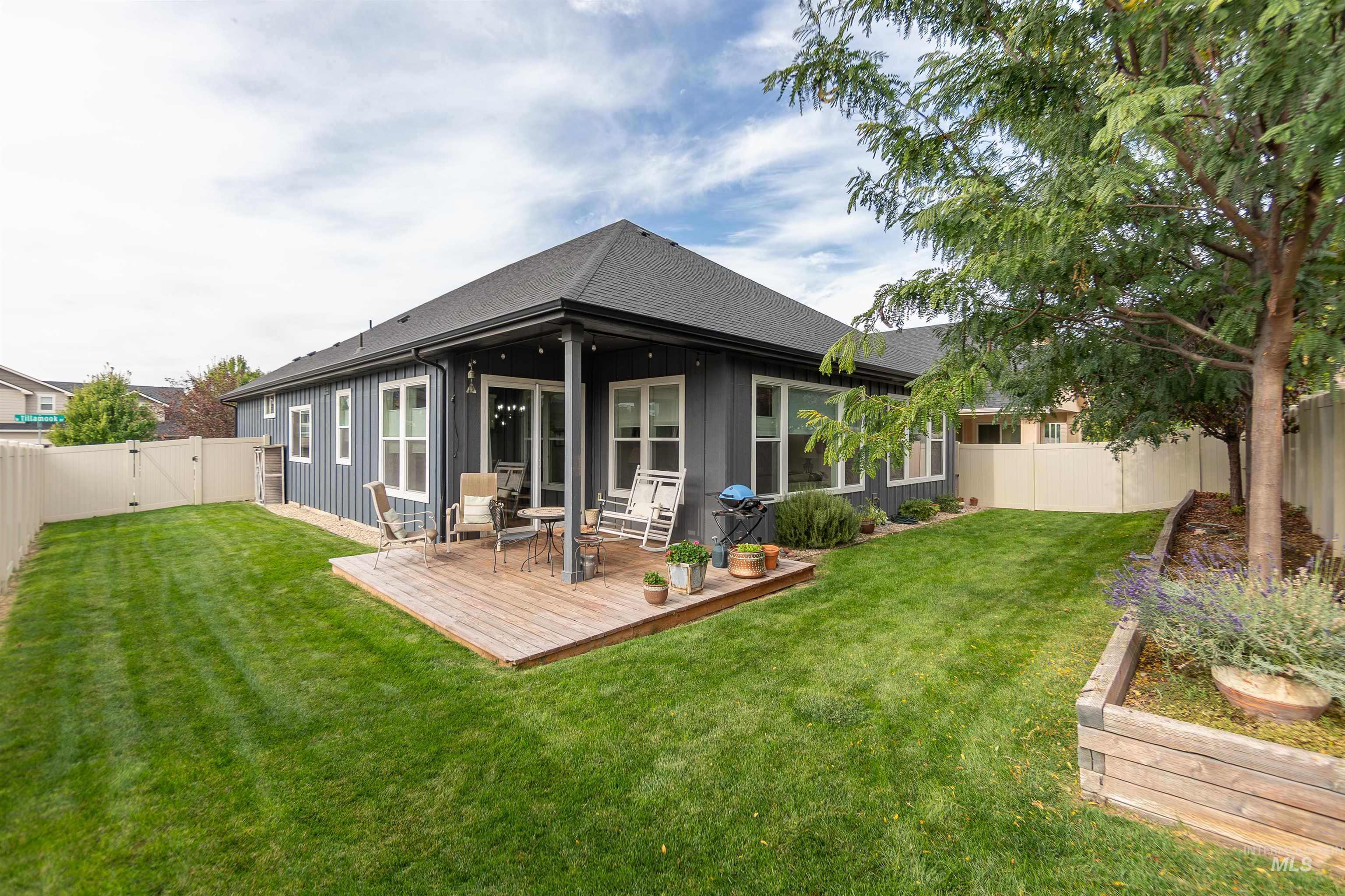 9304 W Tillamook Dr., Boise, Idaho 83709, 3 Bedrooms, 2 Bathrooms, Residential For Sale, Price $535,000,MLS 99002741