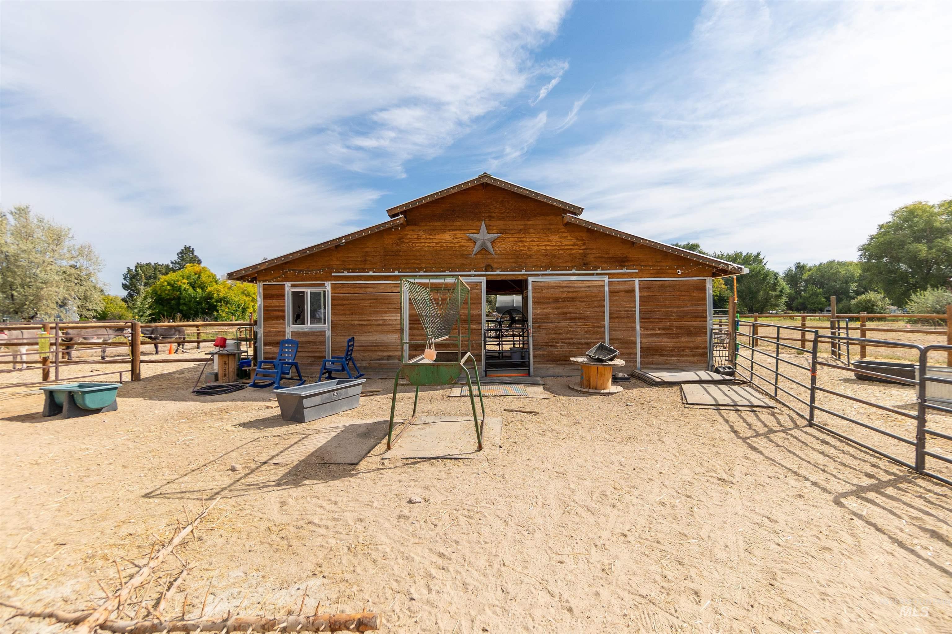 5224 S Valley St, Boise, Idaho 83709, 4 Bedrooms, 2.5 Bathrooms, Residential For Sale, Price $780,000,MLS 99002742