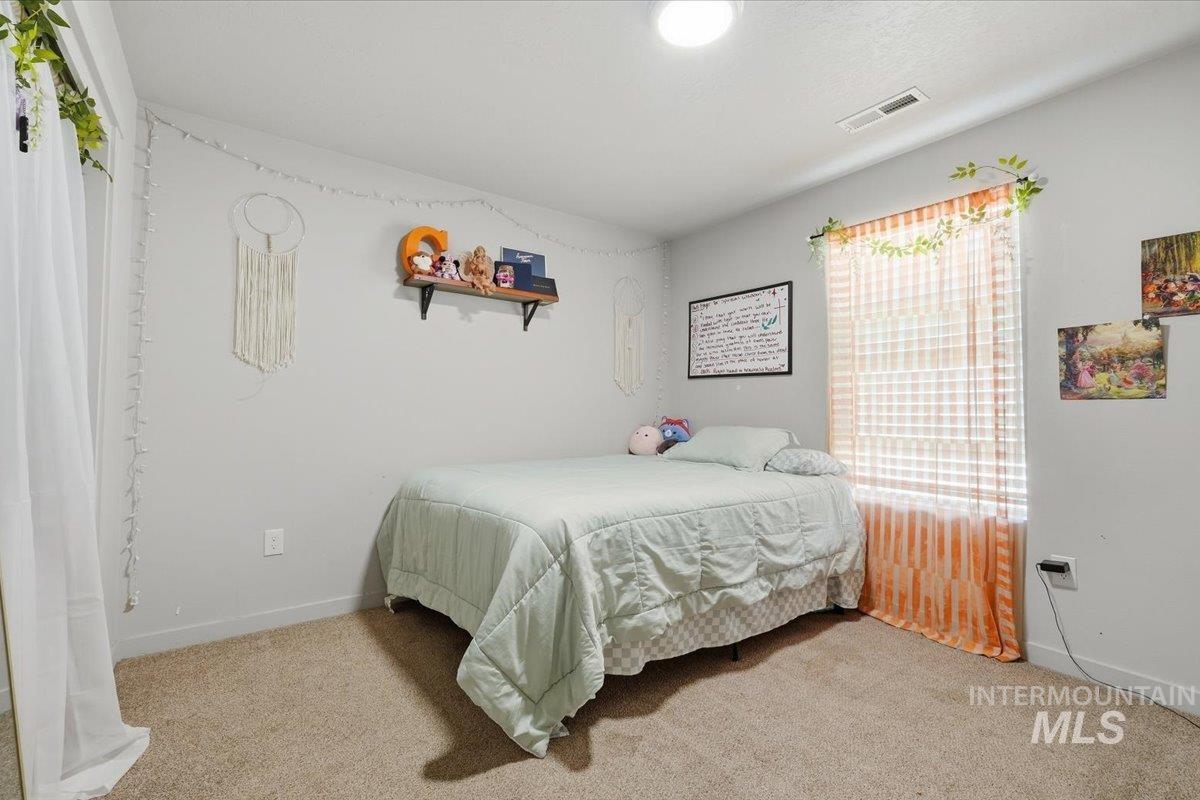 12871 Carkhill St., Caldwell, Idaho 83607, 4 Bedrooms, 2 Bathrooms, Residential For Sale, Price $370,000, 99002746