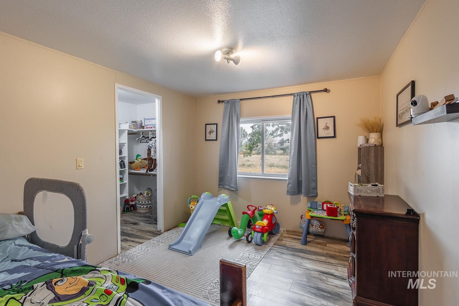 8262 Snake, Caldwell, Idaho 83607, 4 Bedrooms, 2 Bathrooms, Residential For Sale, Price $1,200,000,MLS 99002747
