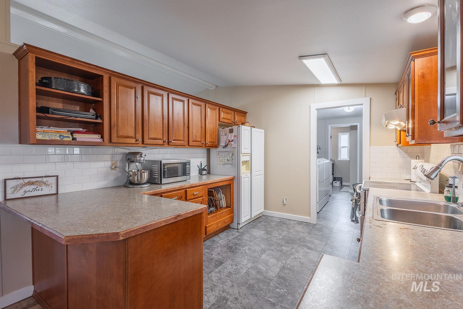 8262 Snake, Caldwell, Idaho 83607, 4 Bedrooms, 2 Bathrooms, Residential For Sale, Price $1,200,000,MLS 99002747