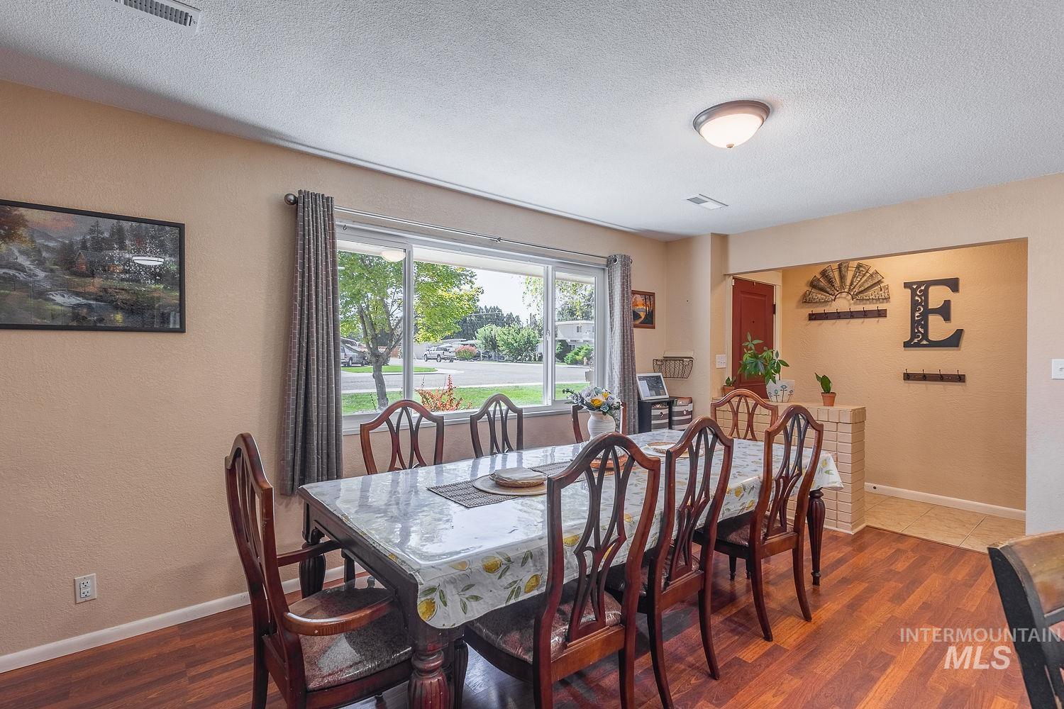 448 W bird, Nampa, Idaho 83686, 3 Bedrooms, 1.5 Bathrooms, Residential For Sale, Price $395,000,MLS 99002748