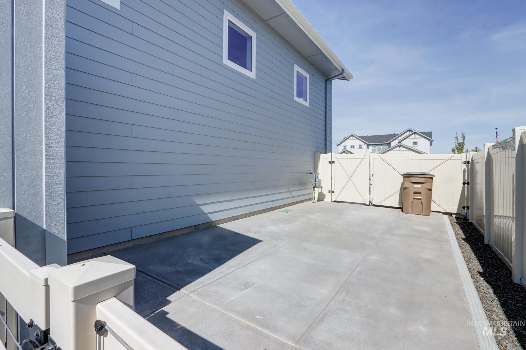 2649 Laidlaw Dr, Emmett, Idaho 83617, 2 Bedrooms, 2 Bathrooms, Residential For Sale, Price $595,000,MLS 99002749