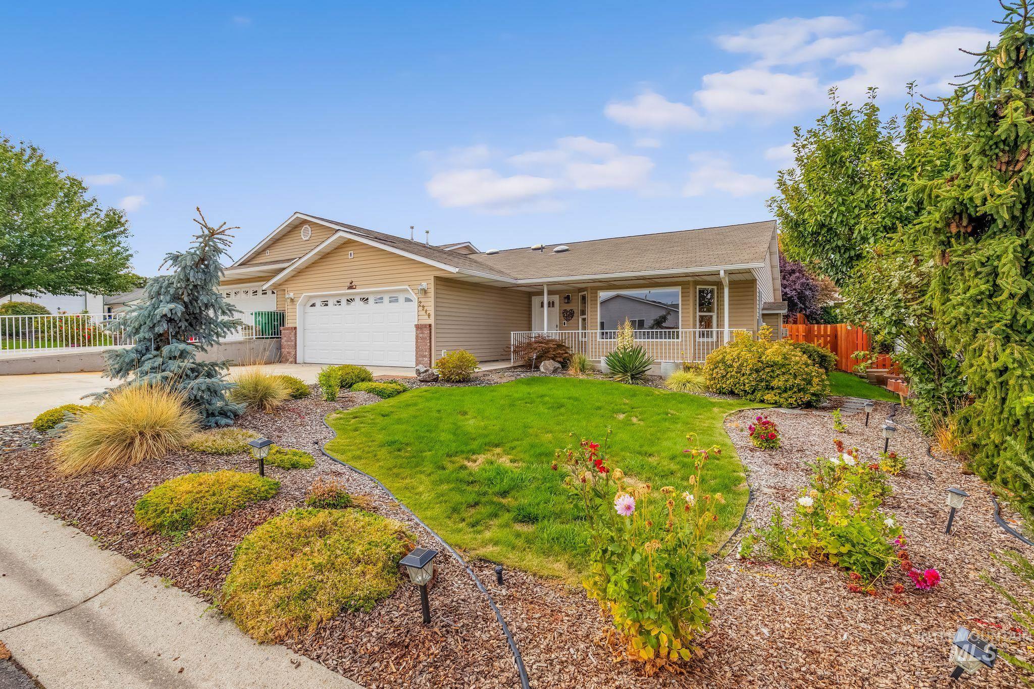 2946 Spruce St, Lewiston, Idaho 83501, 2 Bedrooms, 2 Bathrooms, Residential For Sale, Price $440,000,MLS 99002758