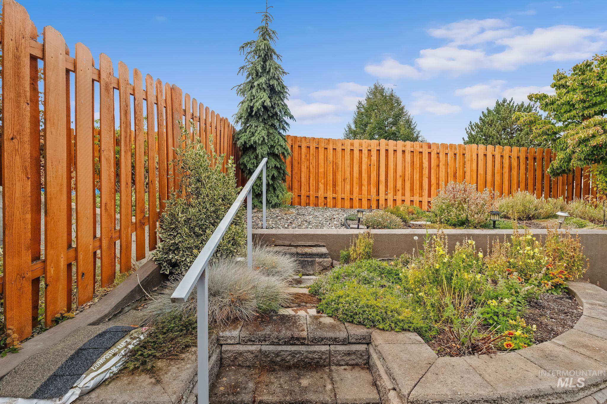 2946 Spruce St, Lewiston, Idaho 83501, 2 Bedrooms, 2 Bathrooms, Residential For Sale, Price $440,000,MLS 99002758