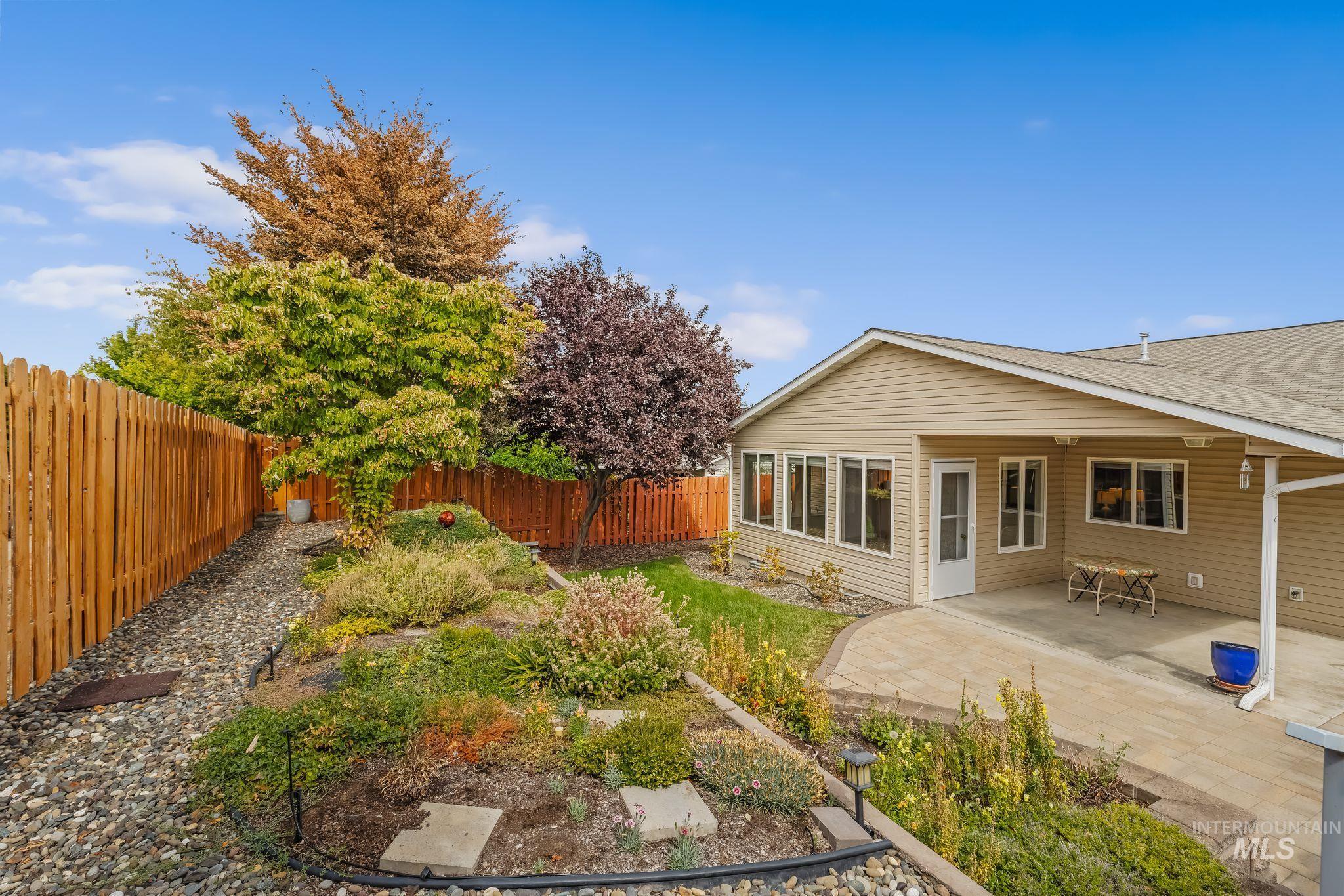 2946 Spruce St, Lewiston, Idaho 83501, 2 Bedrooms, 2 Bathrooms, Residential For Sale, Price $440,000,MLS 99002758
