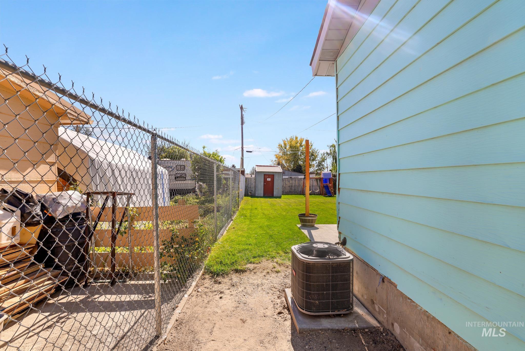 505 W Avenue D, Jerome, Idaho 83338, 2 Bedrooms, 1 Bathroom, Residential For Sale, Price $320,000,MLS 99002759