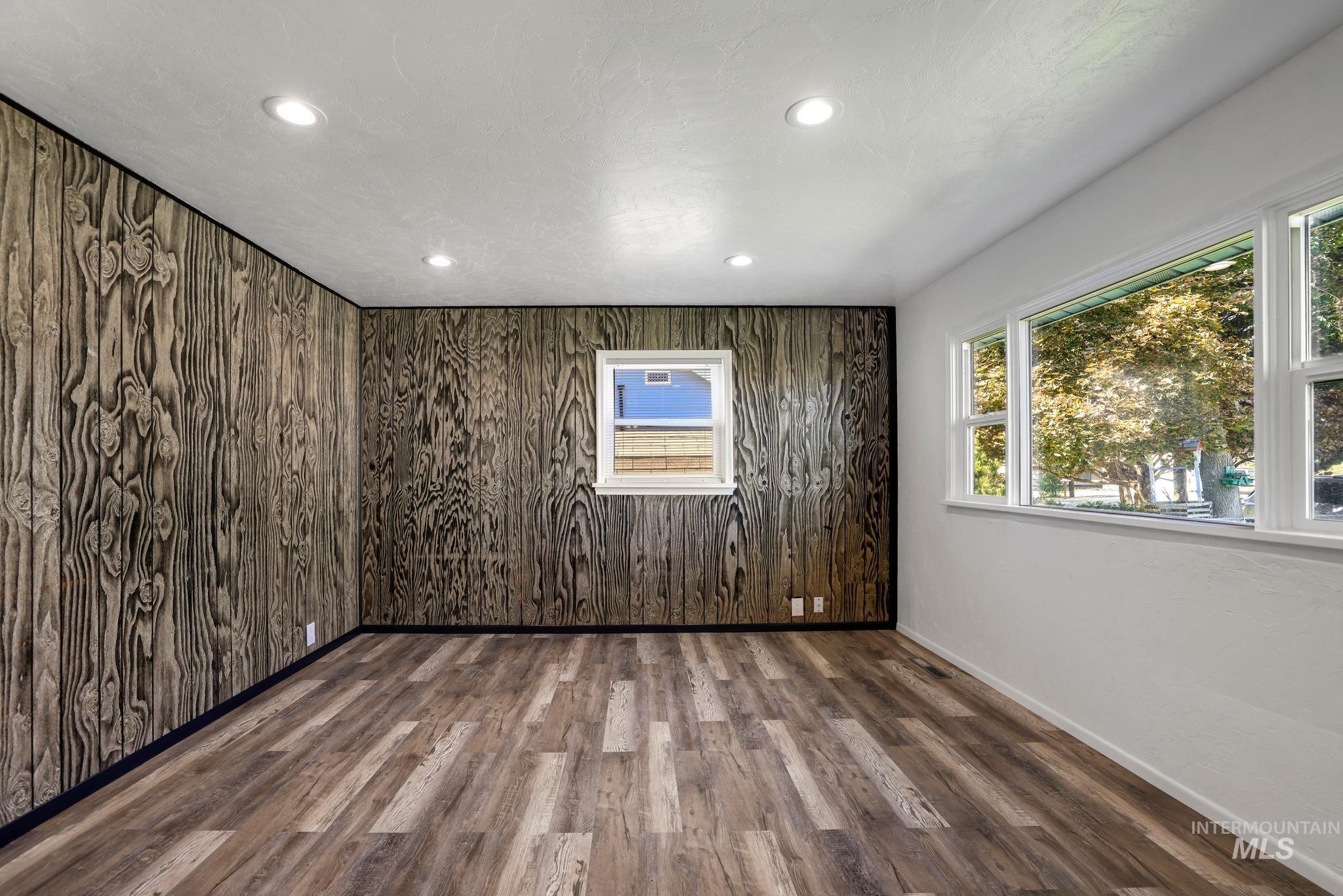 505 W Avenue D, Jerome, Idaho 83338, 2 Bedrooms, 1 Bathroom, Residential For Sale, Price $320,000,MLS 99002759
