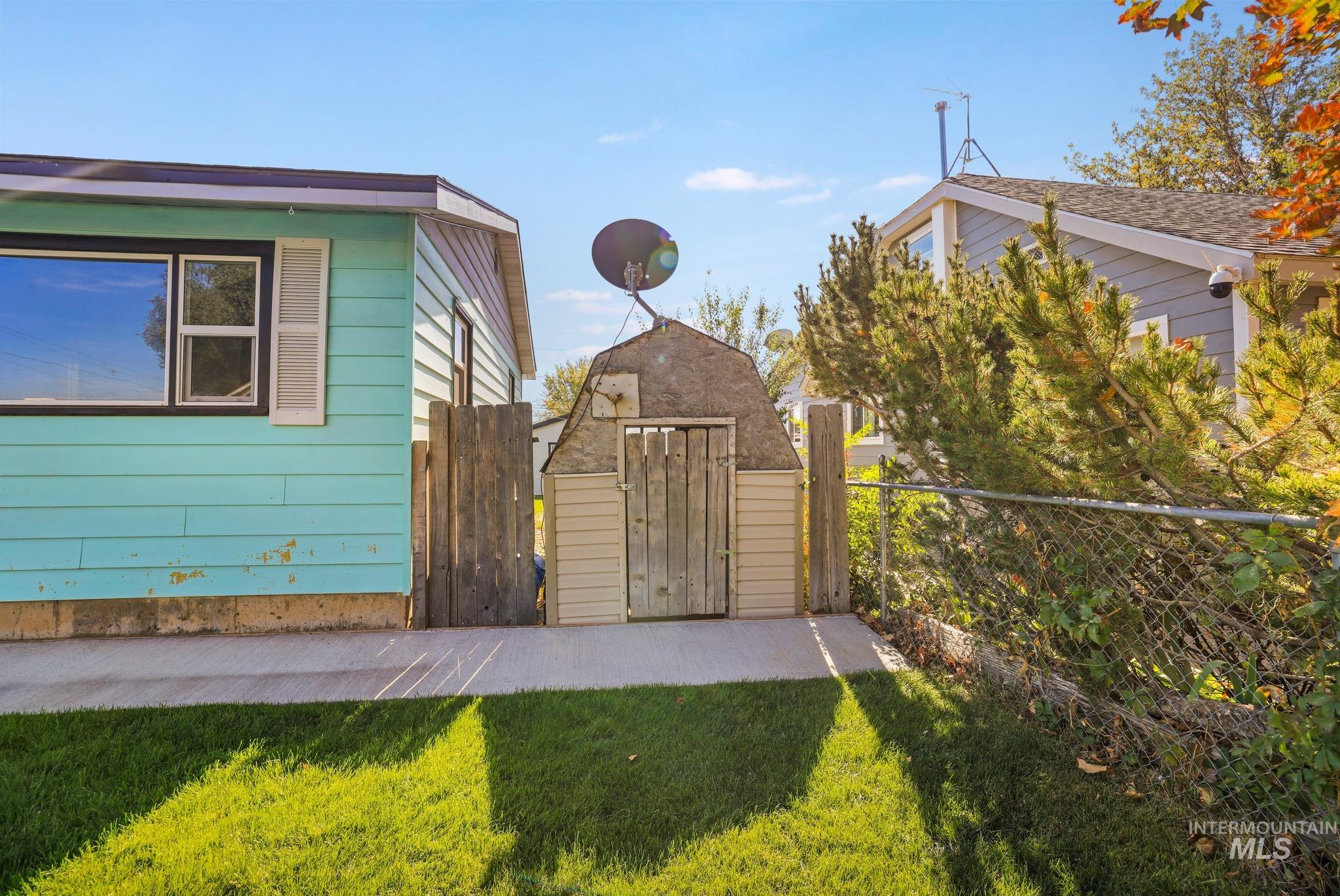 505 W Avenue D, Jerome, Idaho 83338, 2 Bedrooms, 1 Bathroom, Residential For Sale, Price $320,000,MLS 99002759