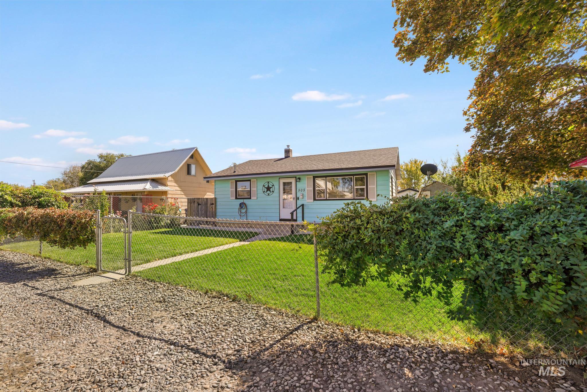 505 W Avenue D, Jerome, Idaho 83338, 2 Bedrooms, 1 Bathroom, Residential For Sale, Price $320,000,MLS 99002759