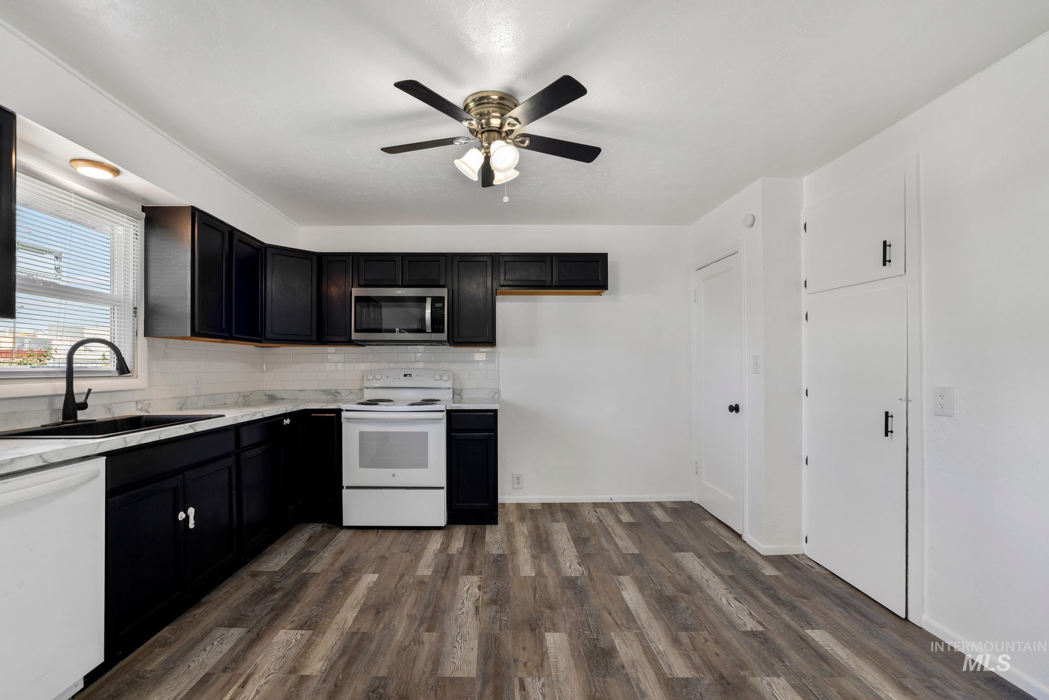 505 W Avenue D, Jerome, Idaho 83338, 2 Bedrooms, 1 Bathroom, Residential For Sale, Price $320,000,MLS 99002759