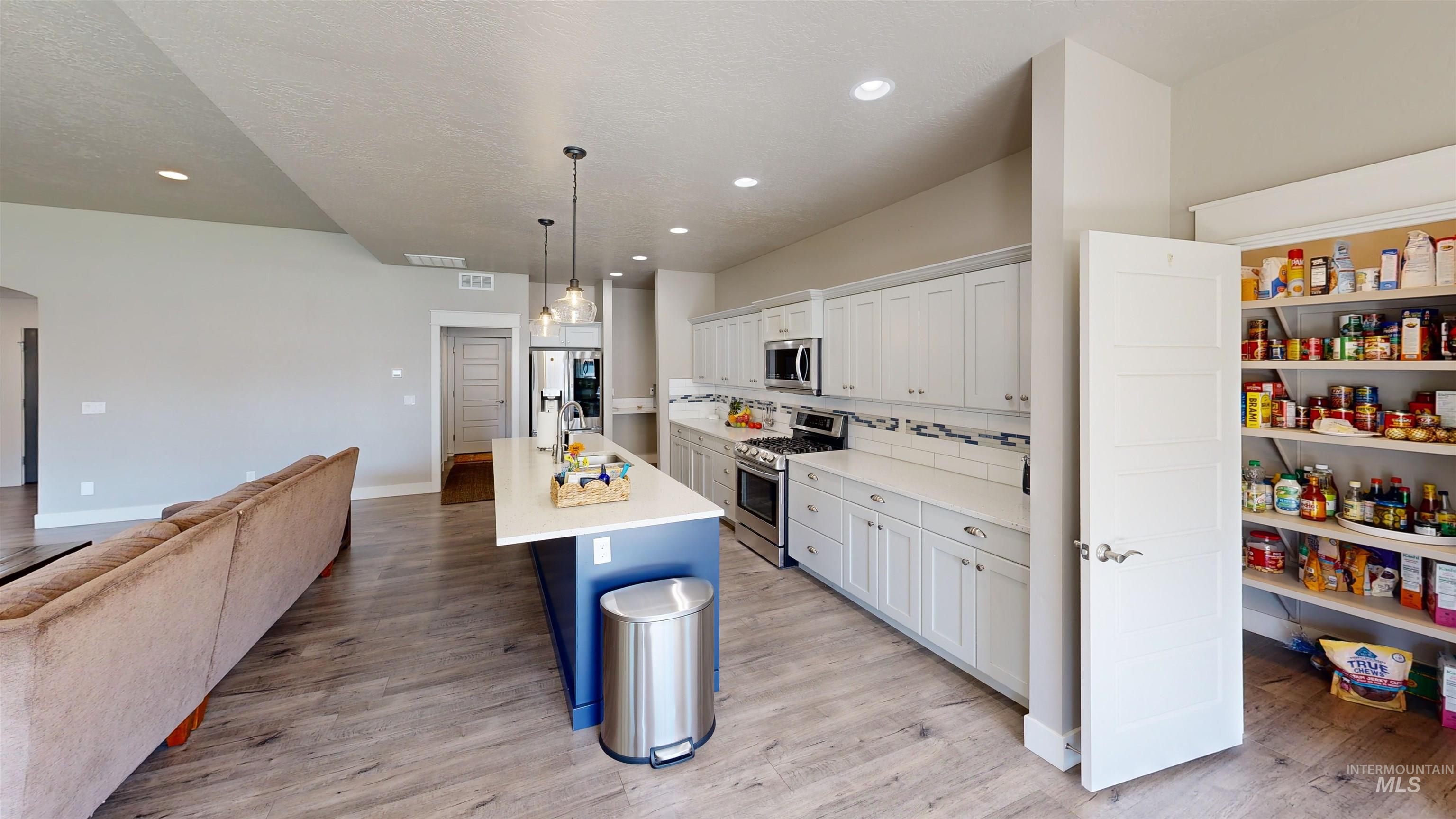 4155 Whistling Heights Way, Nampa, Idaho 83687, 4 Bedrooms, 2.5 Bathrooms, Residential For Sale, Price $599,777,MLS 99002760