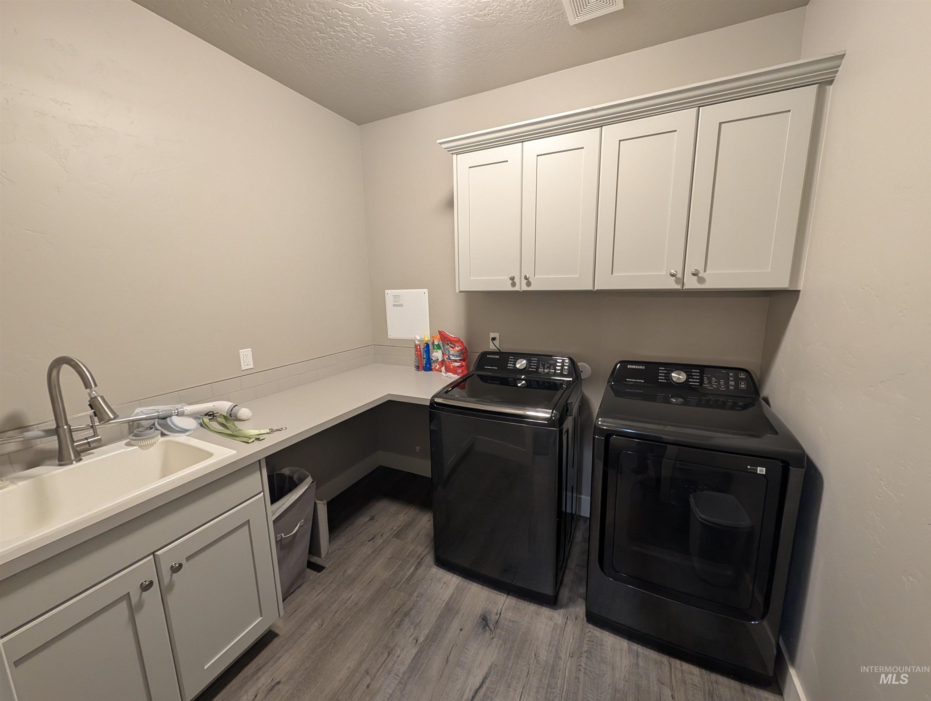 4155 Whistling Heights Way, Nampa, Idaho 83687, 4 Bedrooms, 2.5 Bathrooms, Residential For Sale, Price $599,777,MLS 99002760