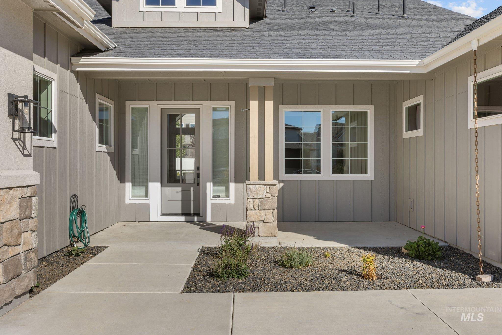 8376 W Brooks Dr, Boise, Idaho 83714, 3 Bedrooms, 3.5 Bathrooms, Residential For Sale, Price $950,000,MLS 99002762