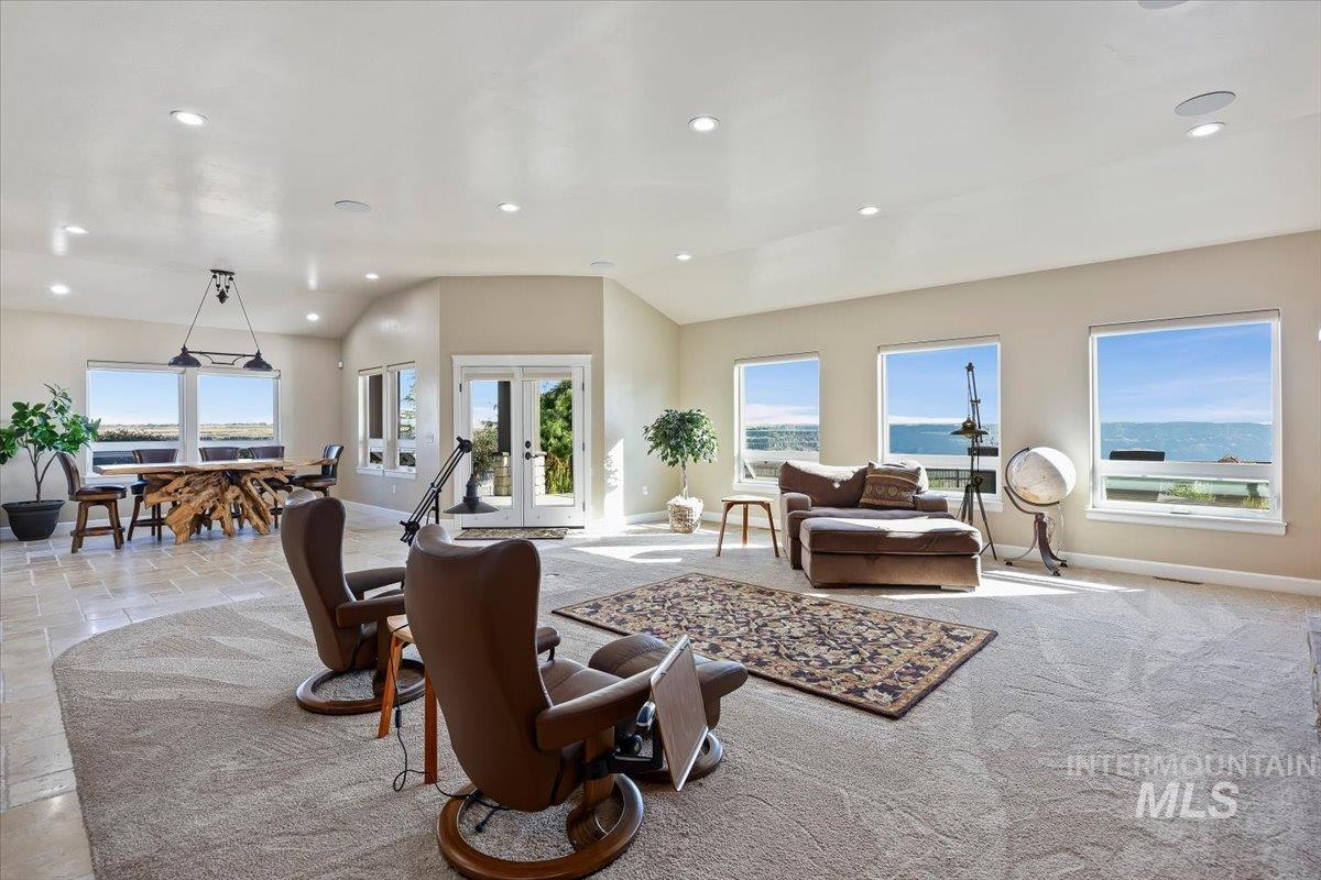465 Canyon Rim Rd, Twin Falls, Idaho 83301, 3 Bedrooms, 3 Bathrooms, Residential For Sale, Price $1,290,000,MLS 99002764