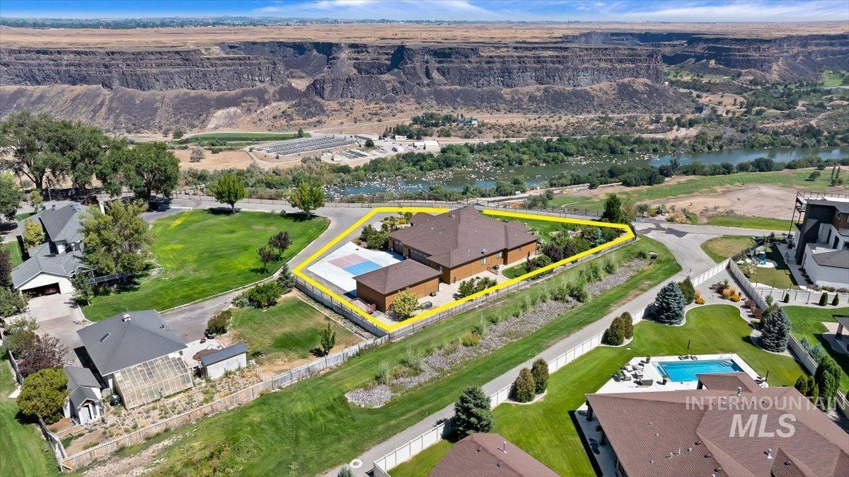 465 Canyon Rim Rd, Twin Falls, Idaho 83301, 3 Bedrooms, 3 Bathrooms, Residential For Sale, Price $1,290,000,MLS 99002764