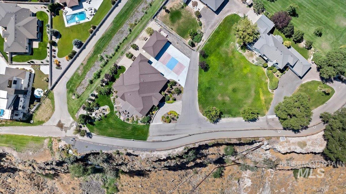 465 Canyon Rim Rd, Twin Falls, Idaho 83301, 3 Bedrooms, 3 Bathrooms, Residential For Sale, Price $1,290,000,MLS 99002764