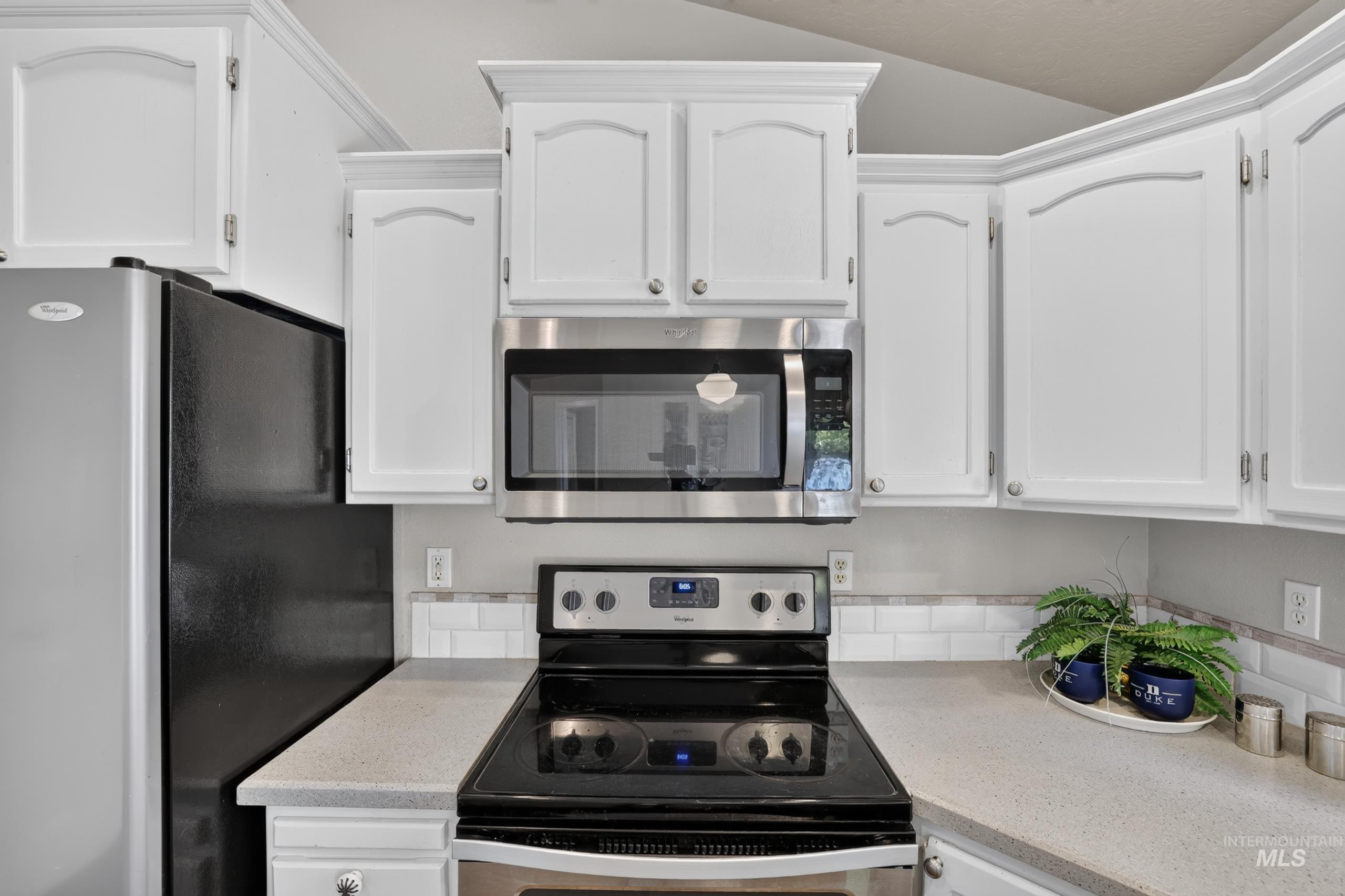 1245 S Common Ave, Boise, Idaho 83709, 3 Bedrooms, 2 Bathrooms, Residential For Sale, Price $410,500,MLS 99002767