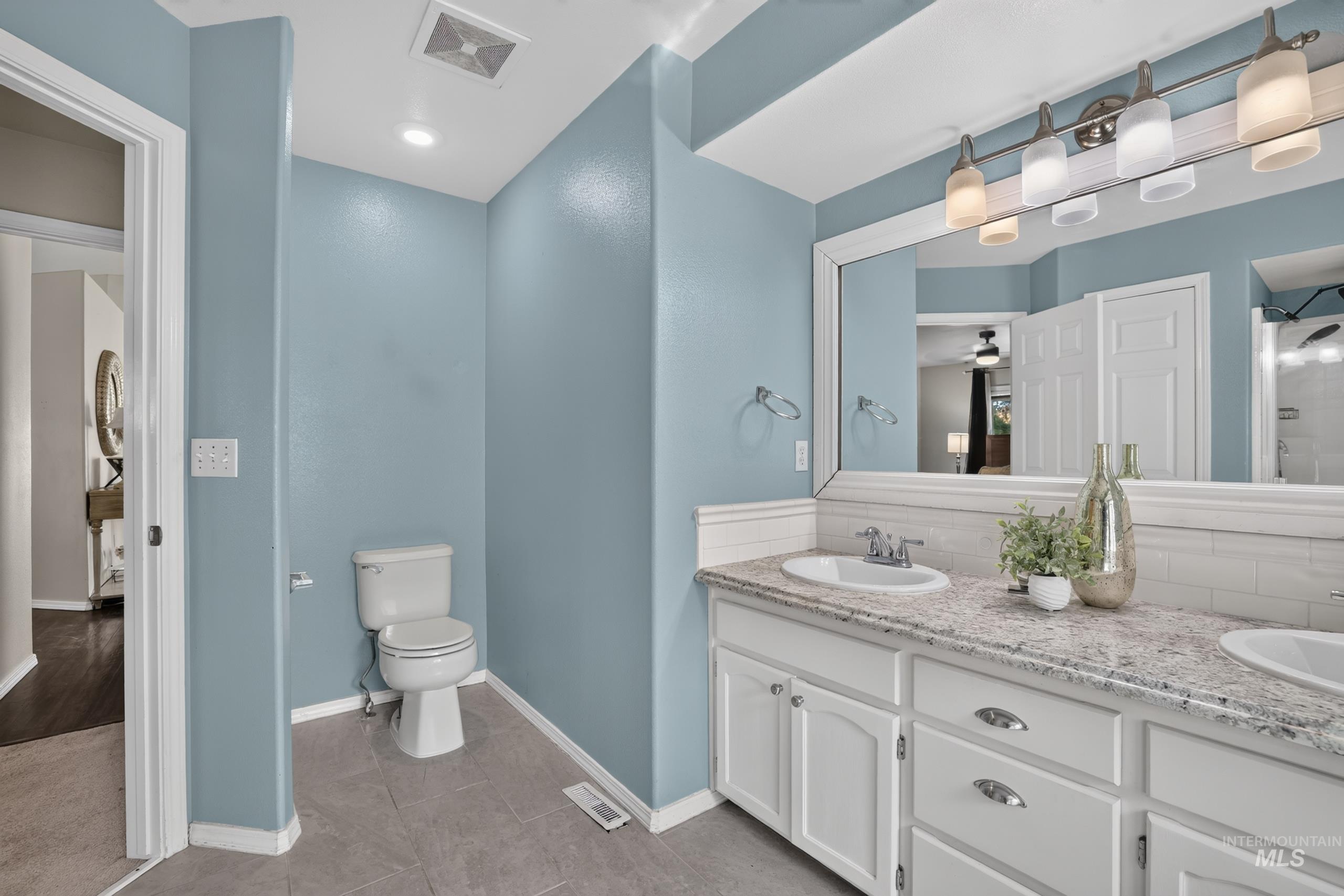 1245 S Common Ave, Boise, Idaho 83709, 3 Bedrooms, 2 Bathrooms, Residential For Sale, Price $410,500,MLS 99002767
