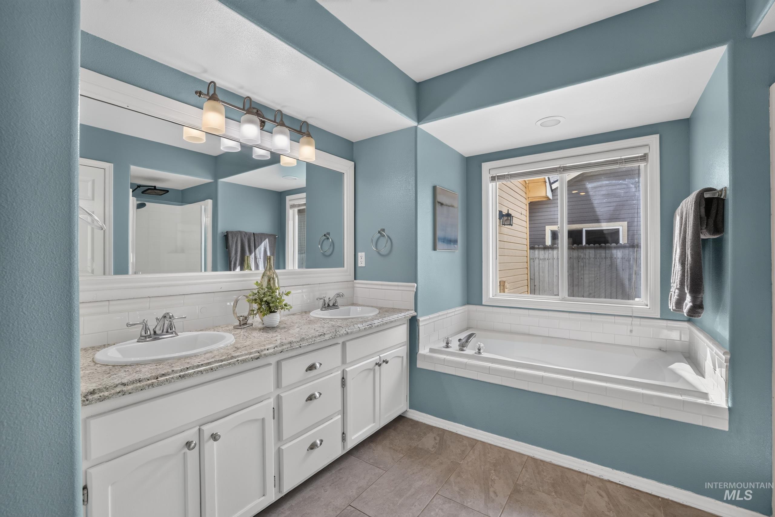 1245 S Common Ave, Boise, Idaho 83709, 3 Bedrooms, 2 Bathrooms, Residential For Sale, Price $410,500,MLS 99002767