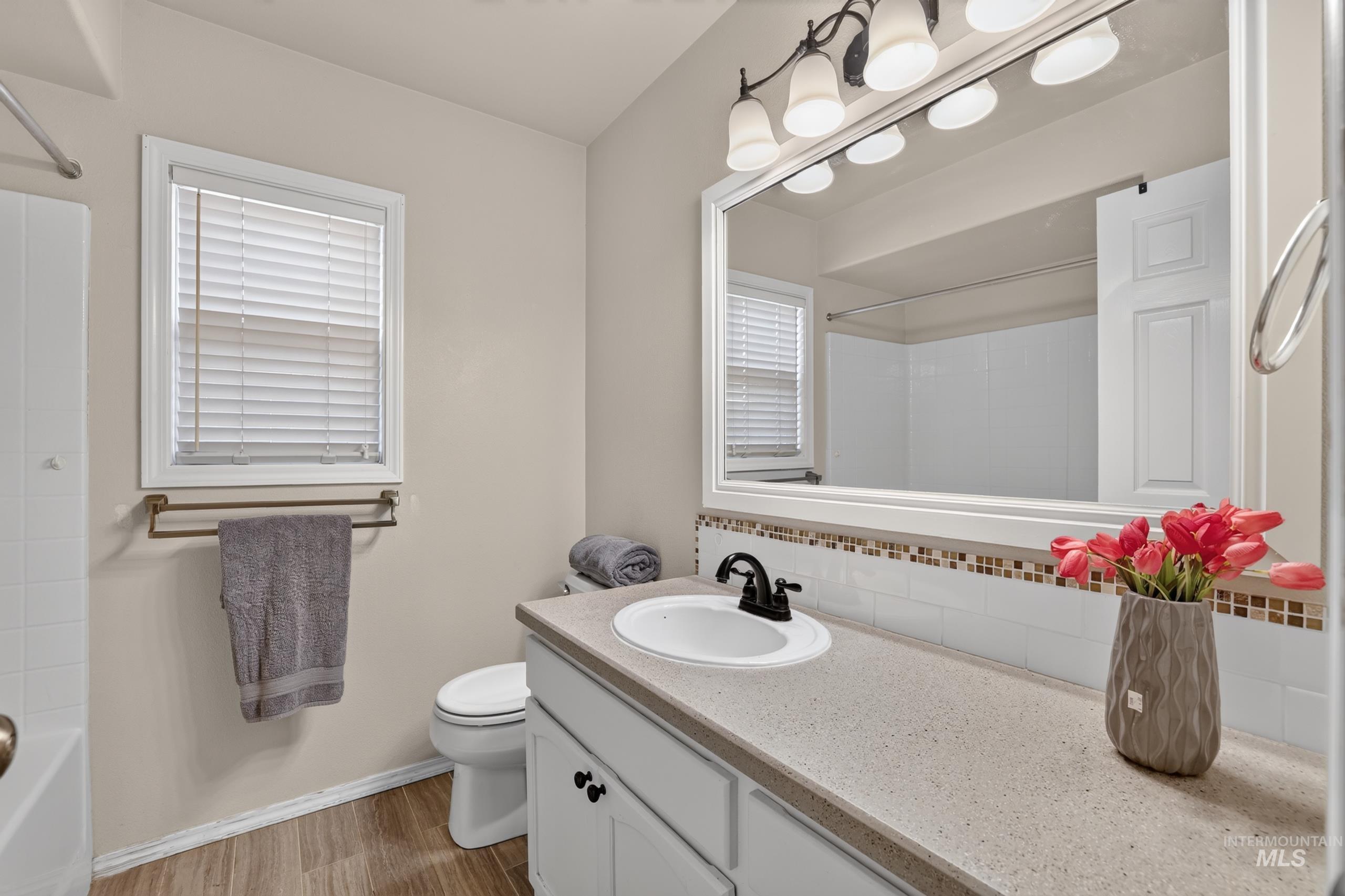 1245 S Common Ave, Boise, Idaho 83709, 3 Bedrooms, 2 Bathrooms, Residential For Sale, Price $410,500,MLS 99002767