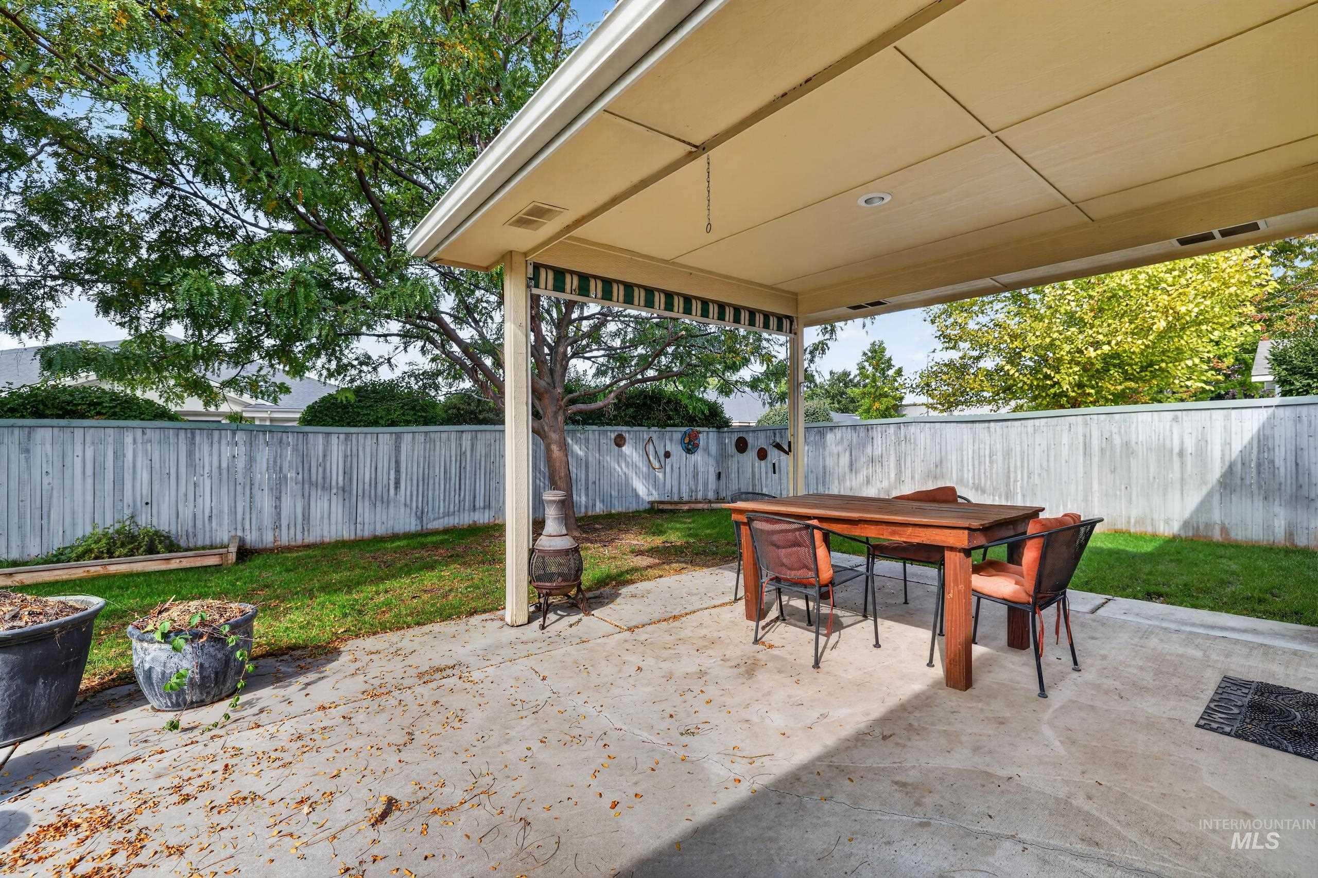 1245 S Common Ave, Boise, Idaho 83709, 3 Bedrooms, 2 Bathrooms, Residential For Sale, Price $410,500,MLS 99002767
