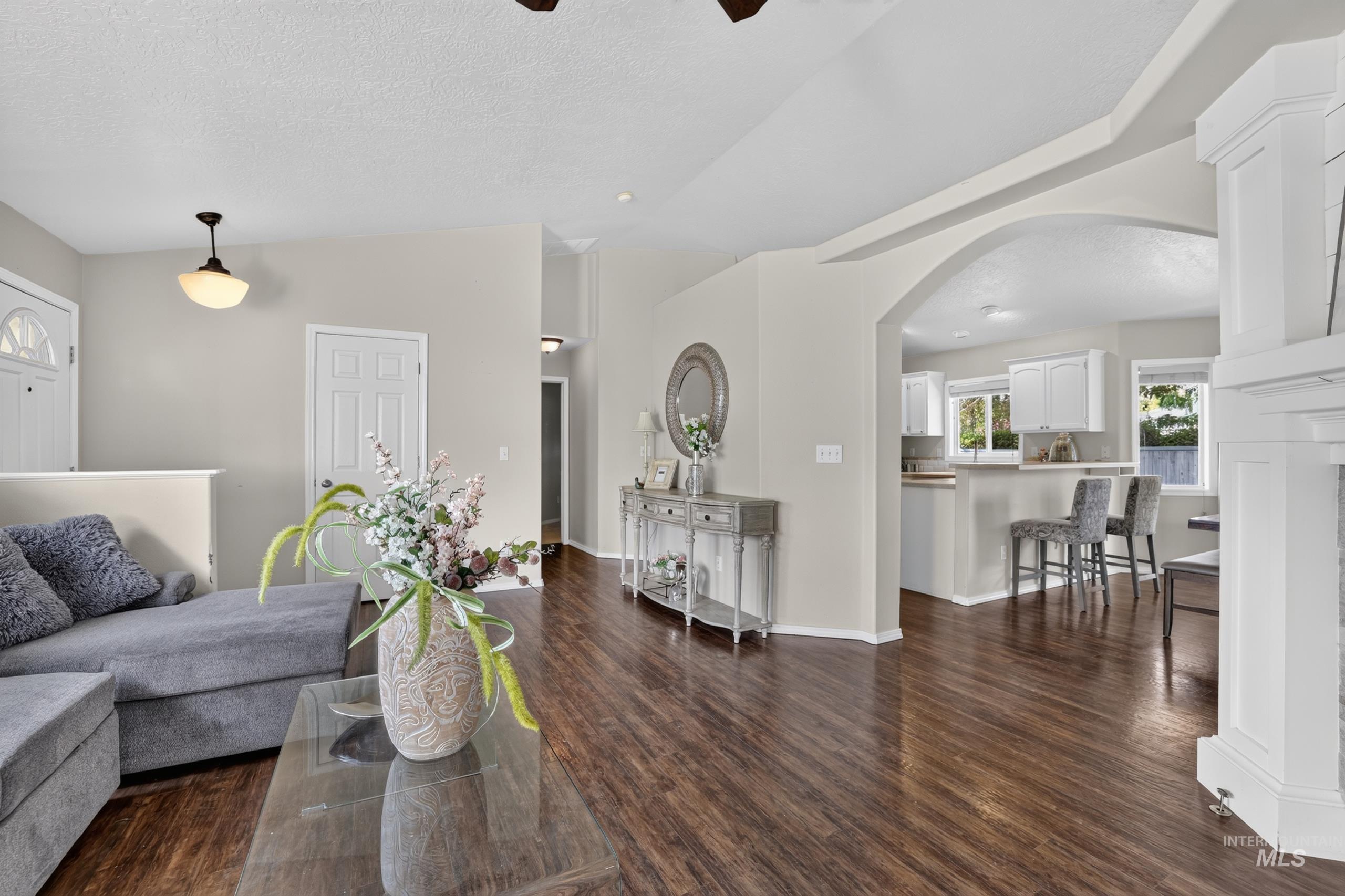 1245 S Common Ave, Boise, Idaho 83709, 3 Bedrooms, 2 Bathrooms, Residential For Sale, Price $410,500,MLS 99002767