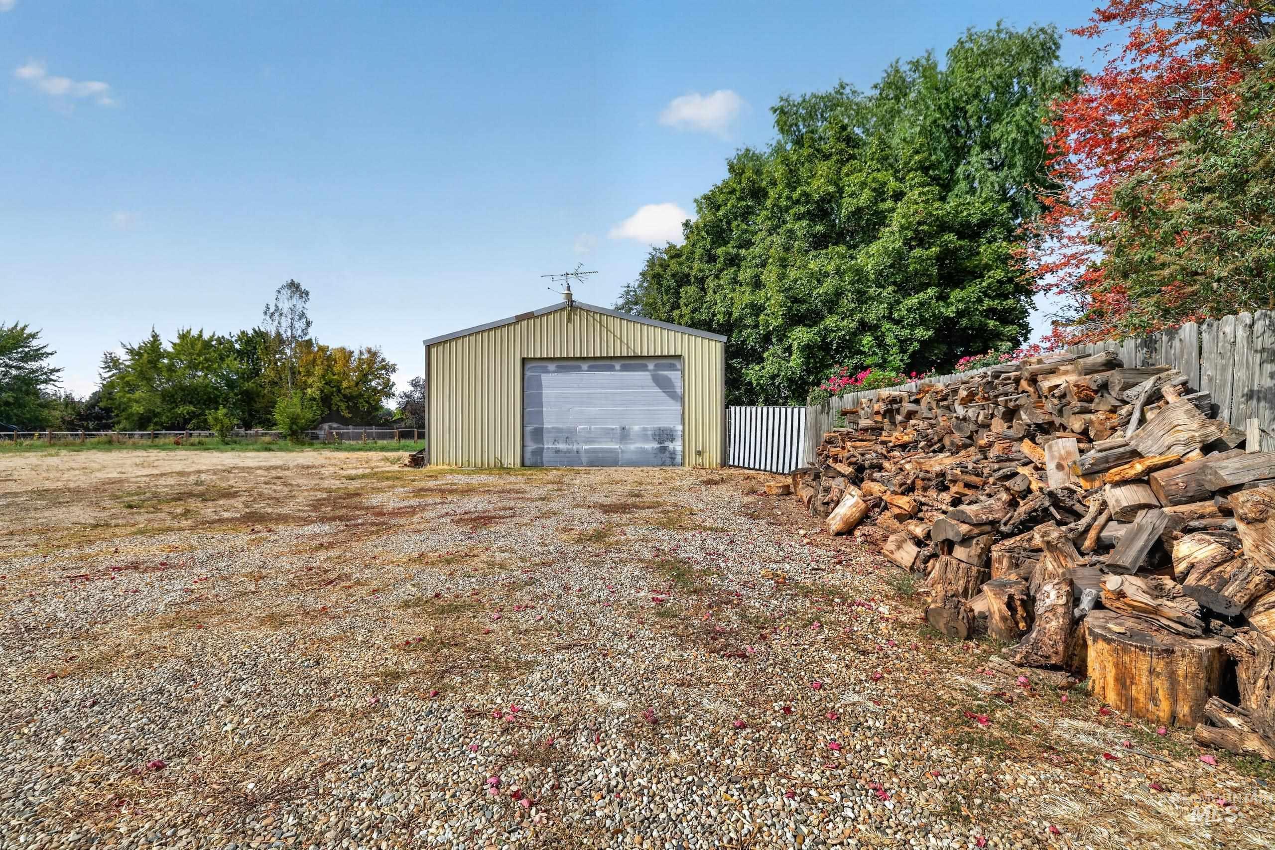 9055 W Highlander Rd, Boise, Idaho 83709, 3 Bedrooms, 2 Bathrooms, Residential For Sale, Price $650,000,MLS 99002768