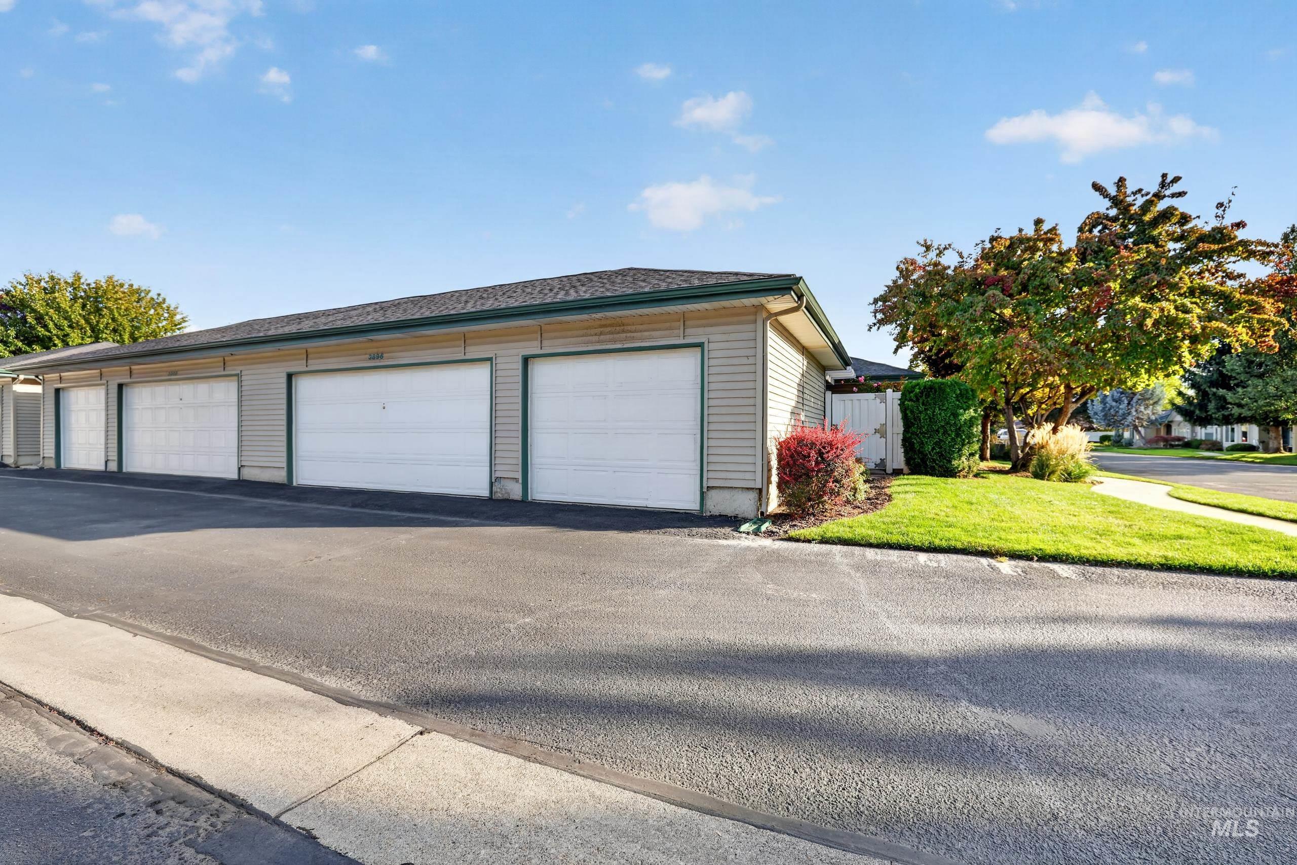 3896 N Bayou Lane, Garden City, Idaho 83703, 2 Bedrooms, 2 Bathrooms, Residential For Sale, Price $549,000,MLS 99002769