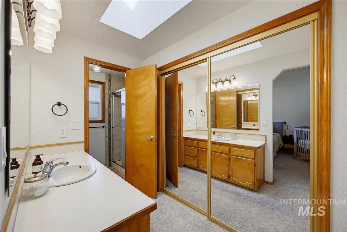 3321 N Lena Pl., Boise, Idaho 83713, 3 Bedrooms, 2 Bathrooms, Residential For Sale, Price $434,900,MLS 99002770