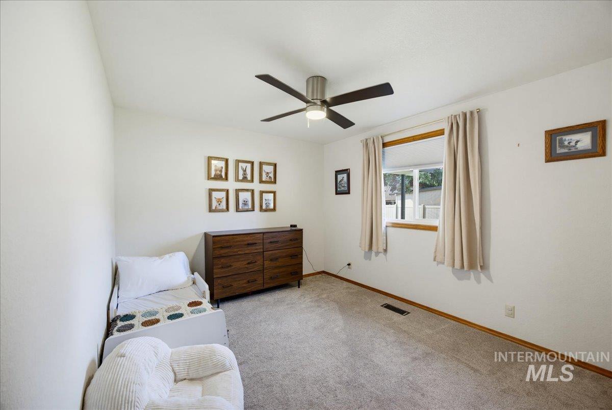 3321 N Lena Pl., Boise, Idaho 83713, 3 Bedrooms, 2 Bathrooms, Residential For Sale, Price $434,900,MLS 99002770