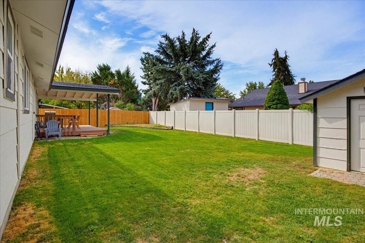 3321 N Lena Pl., Boise, Idaho 83713, 3 Bedrooms, 2 Bathrooms, Residential For Sale, Price $434,900,MLS 99002770