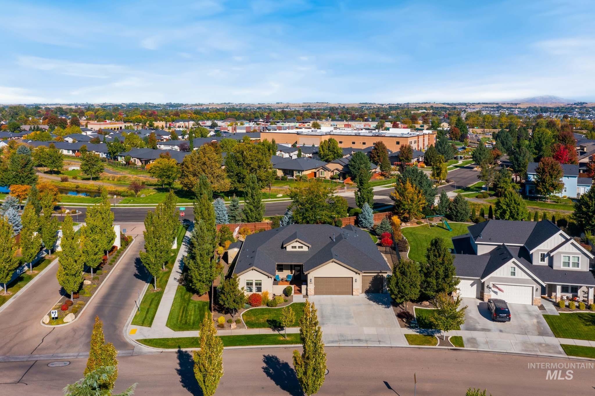 9608 W Twisted Vine Dr, Star, Idaho 83669, 4 Bedrooms, 3 Bathrooms, Residential For Sale, Price $899,000,MLS 99002774